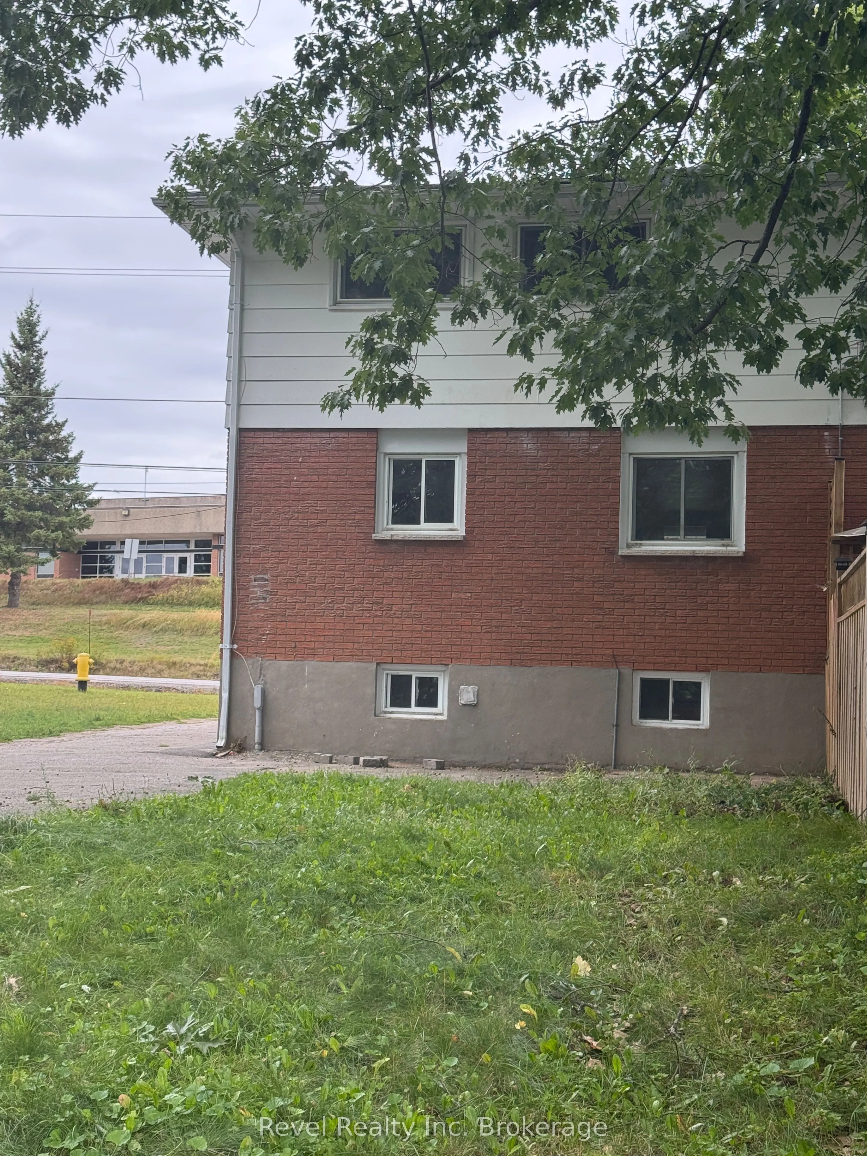 353 Ski Club Road