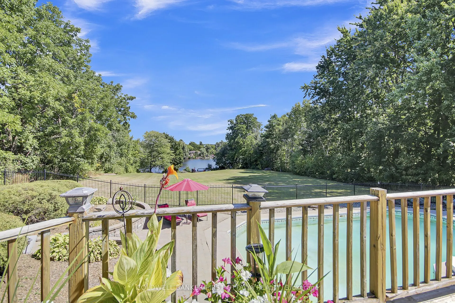 5937 Rideau Valley Drive N