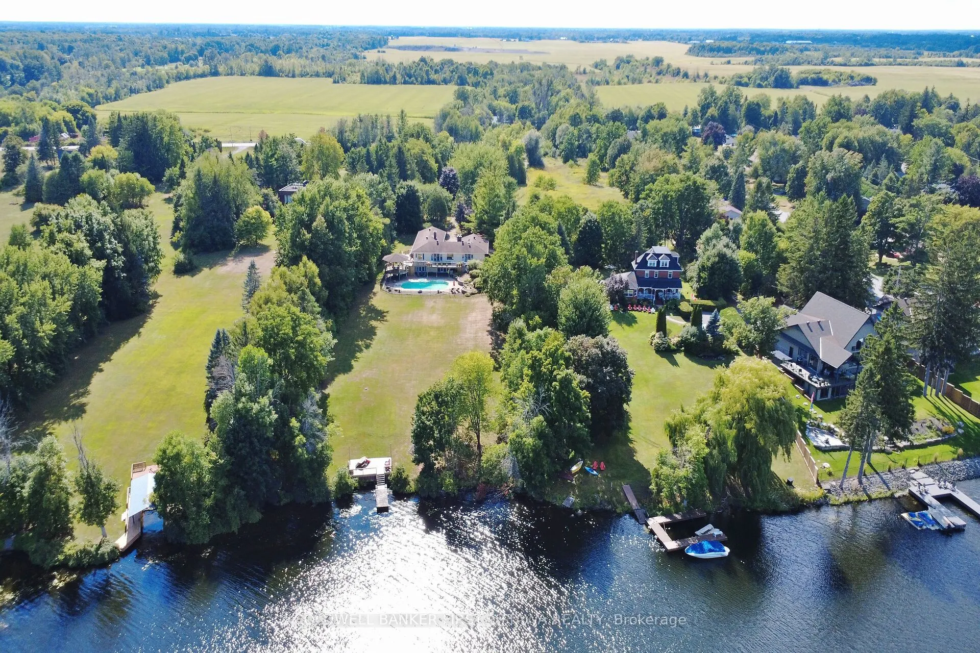 5937 Rideau Valley Drive N