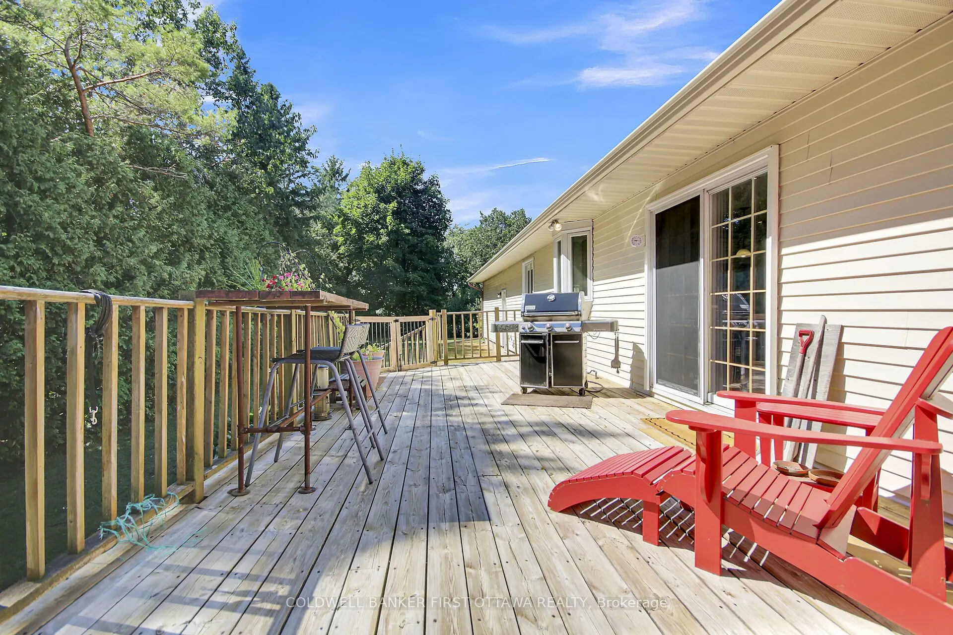 5937 Rideau Valley Drive N