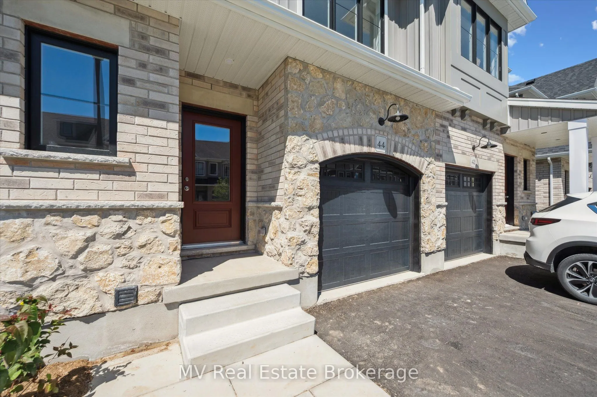 44 Fieldstone Lane Private, #44