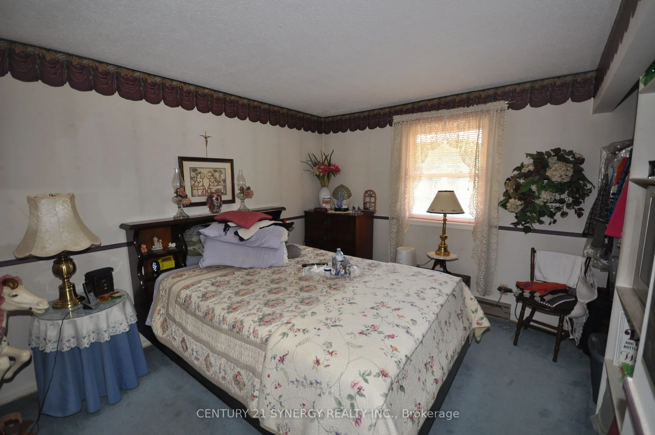 186 Golf Club Road N