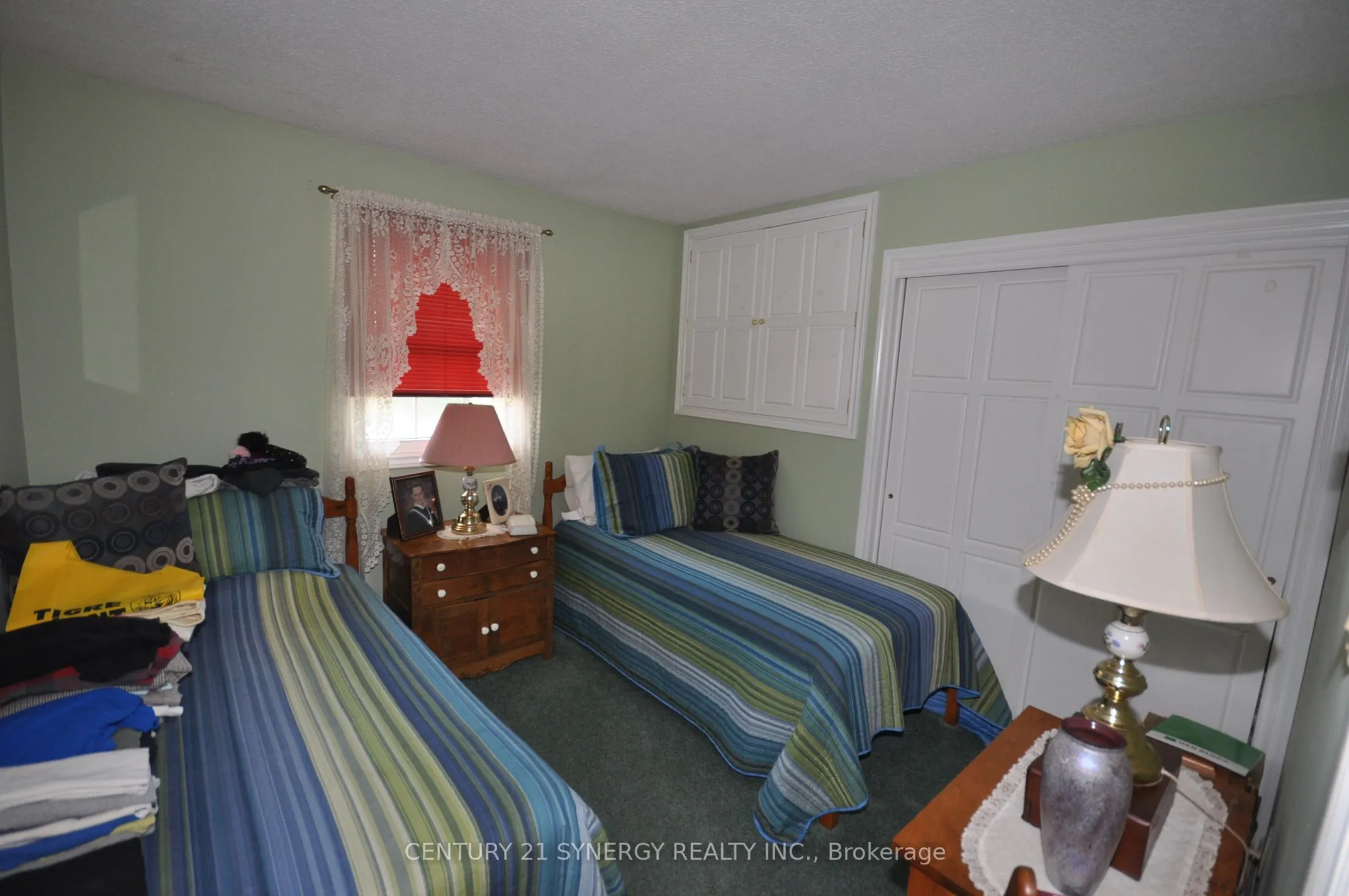 186 Golf Club Road N