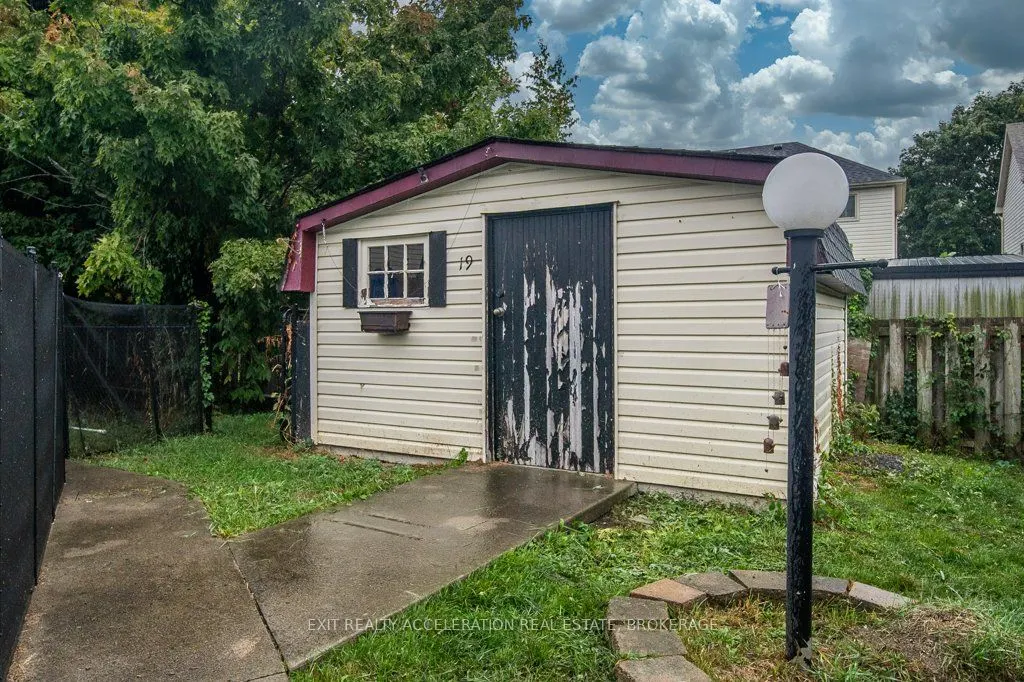 19 Mortensen Drive