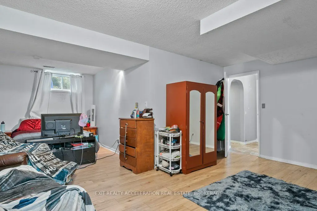 19 Mortensen Drive