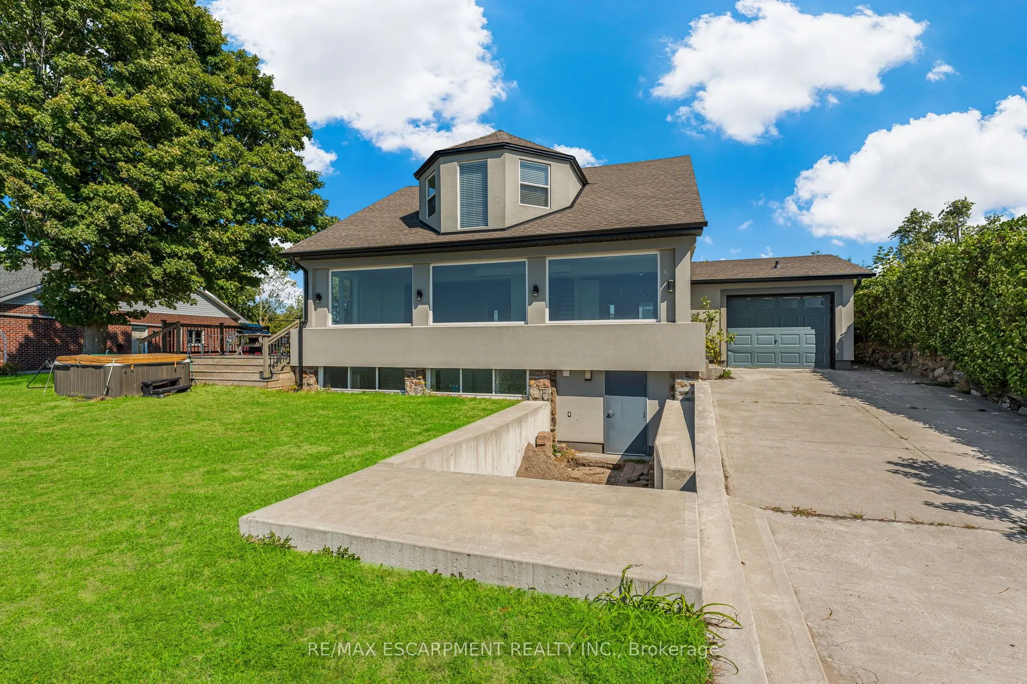 2952 Northshore Drive