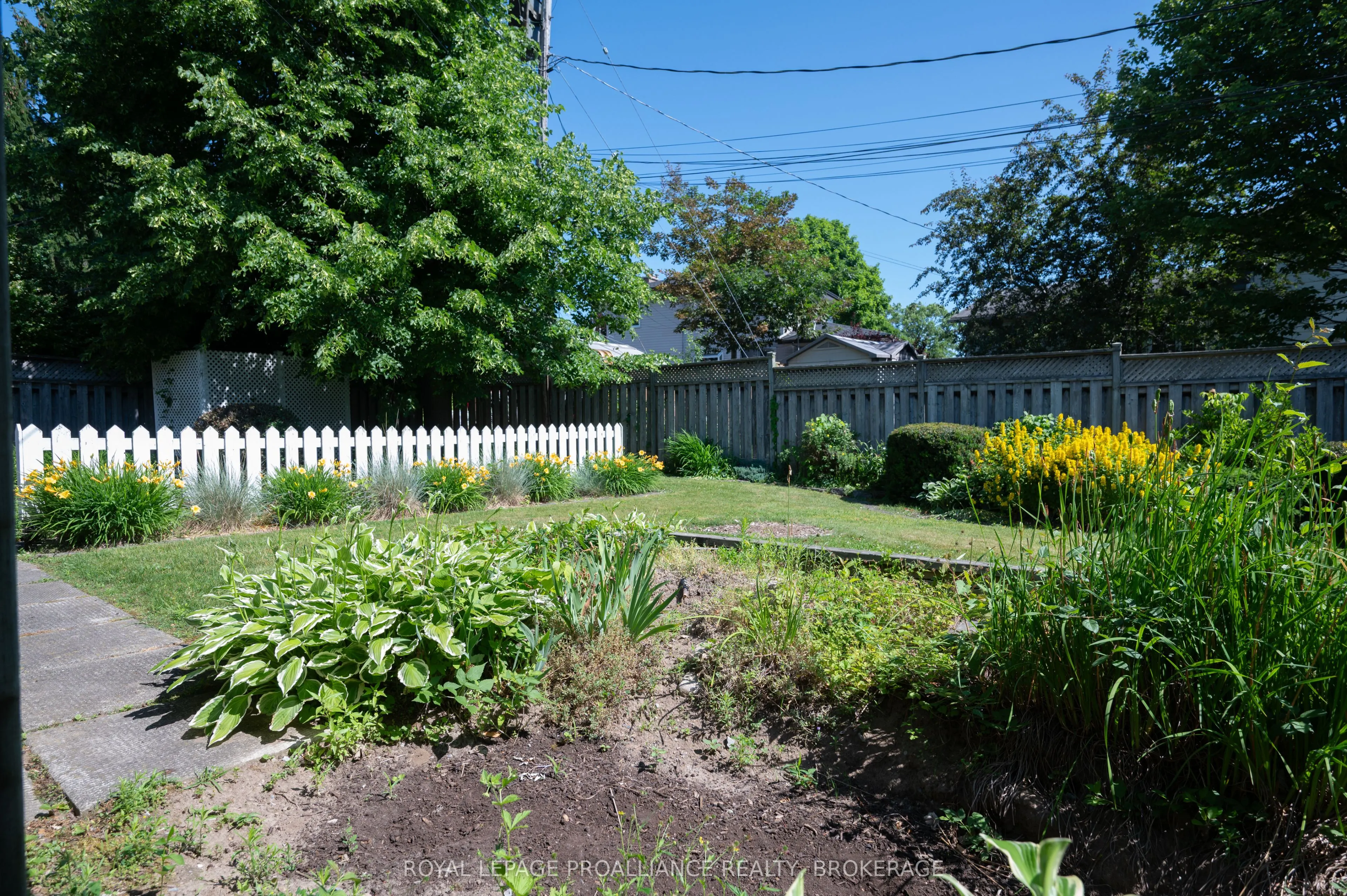 862 Berwick Place
