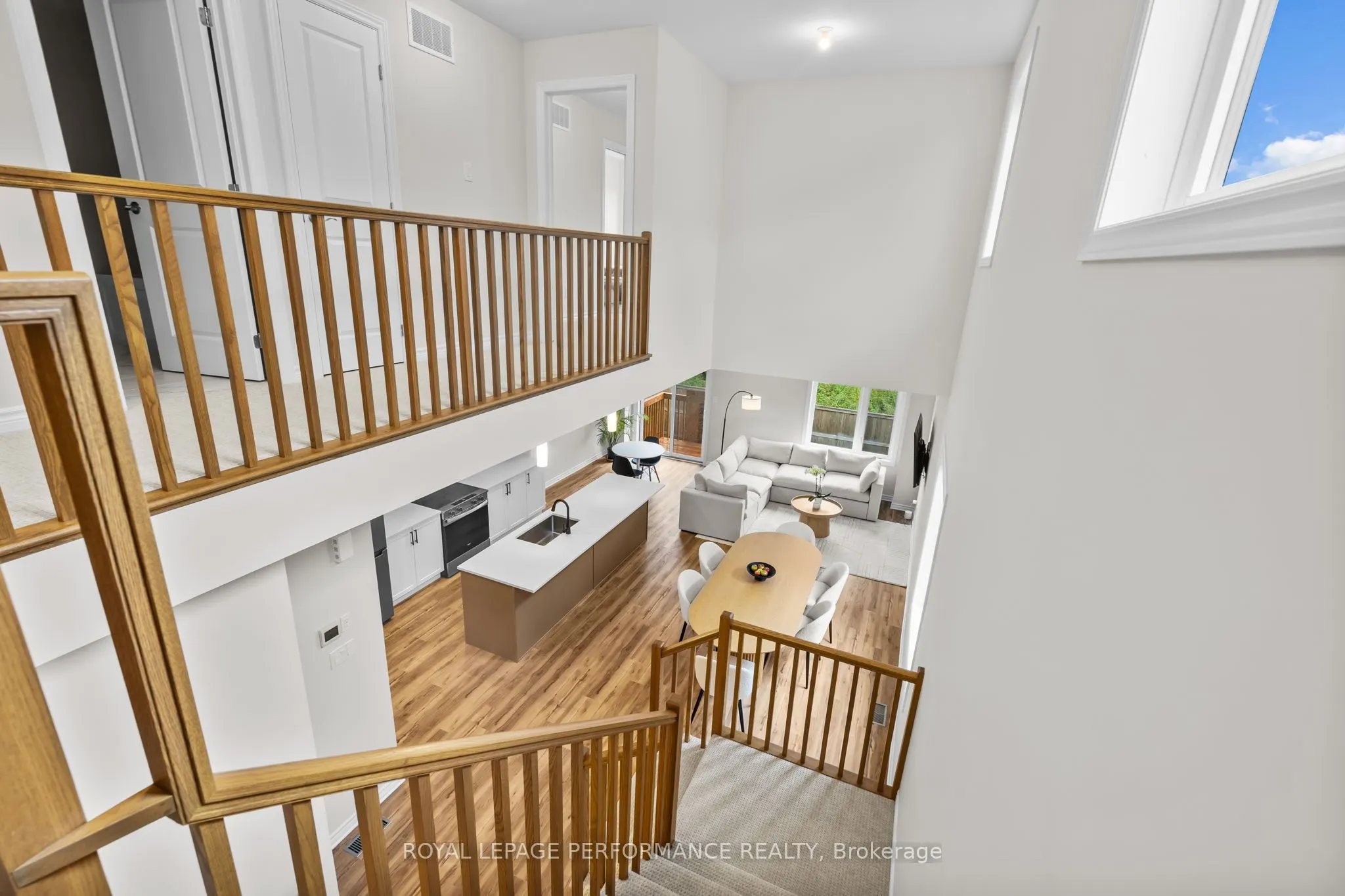 370 Labelle Street