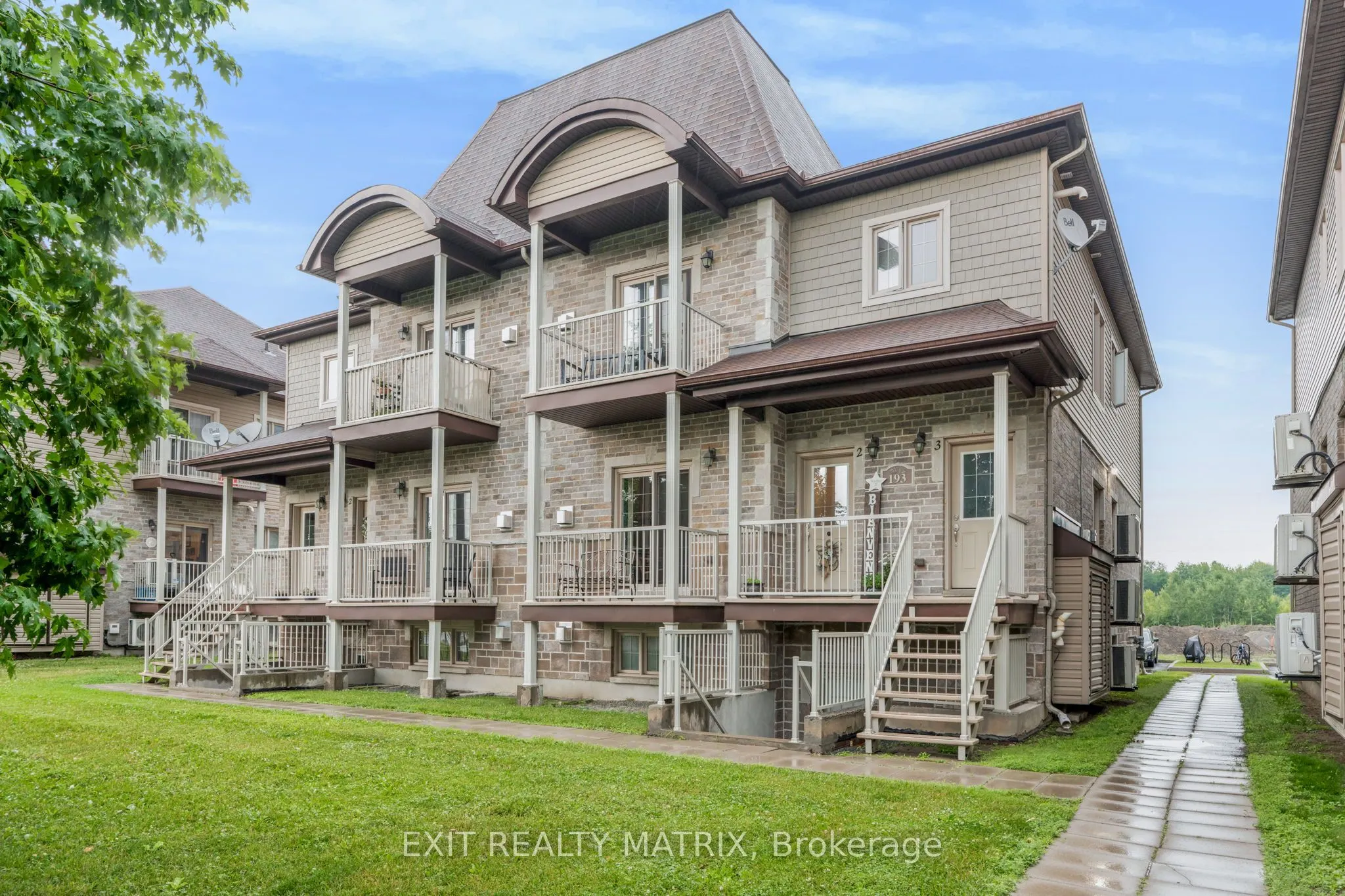 193 Bourdeau Boulevard, #2