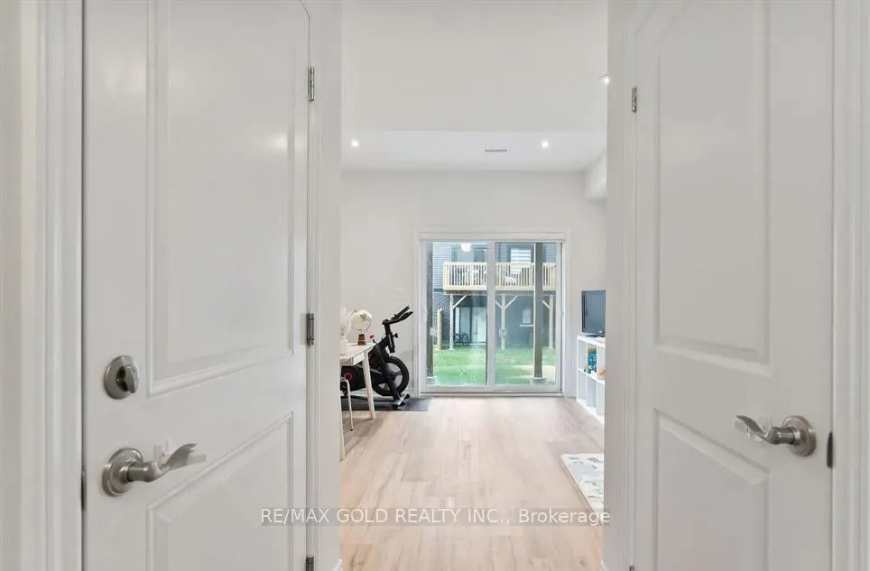 46 Capstone Lane