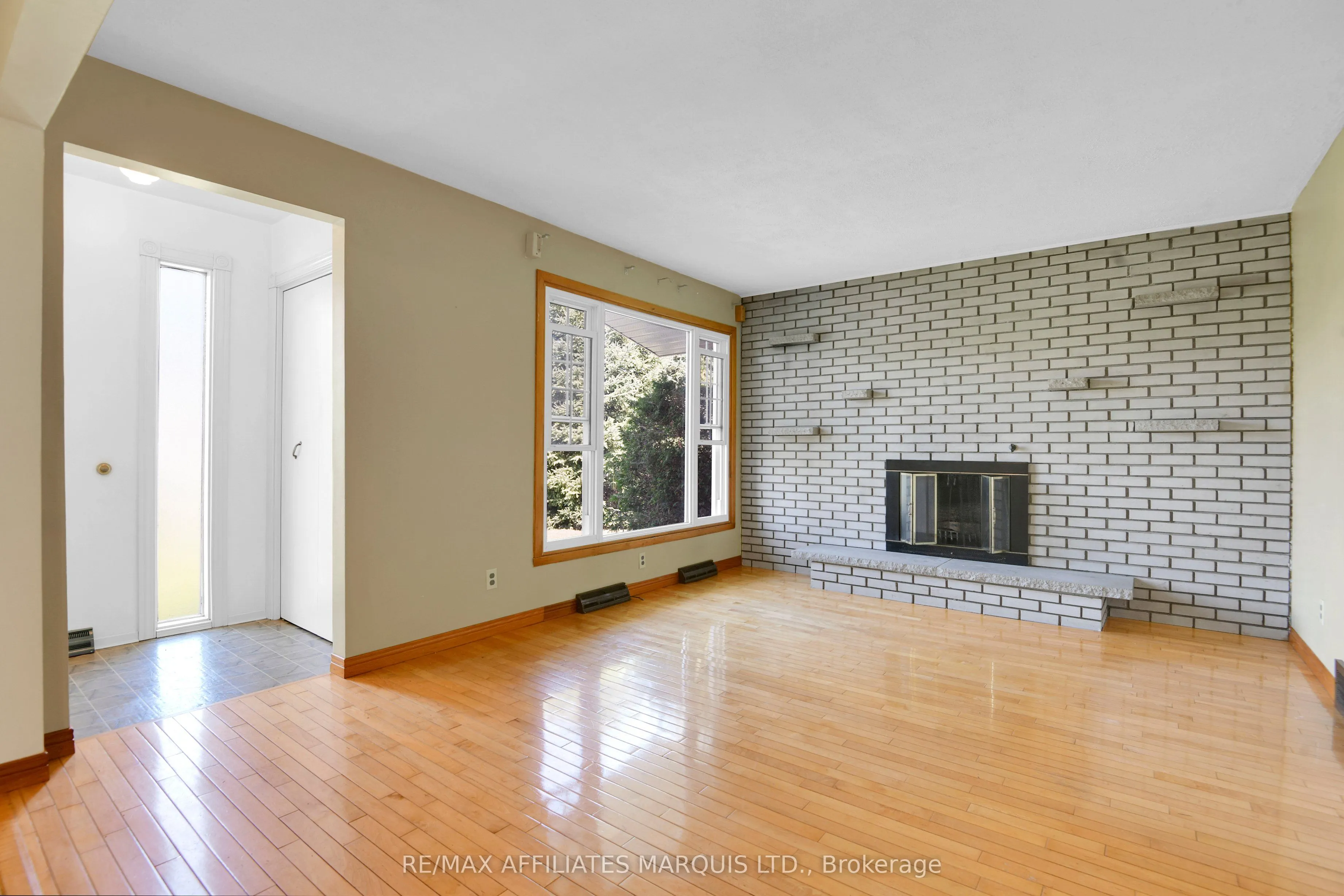 20334 Third St (gv) Street