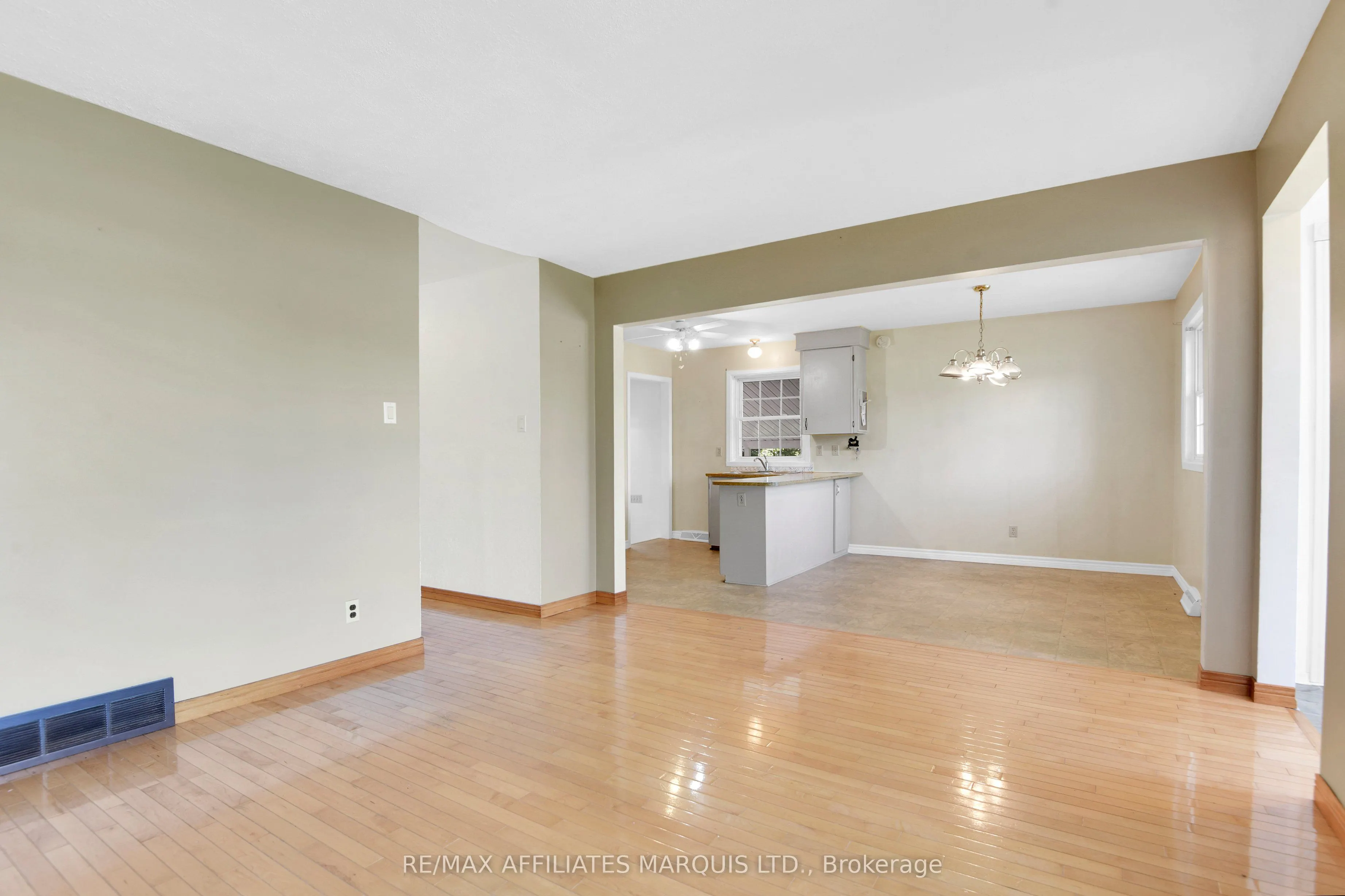 20334 Third St (gv) Street