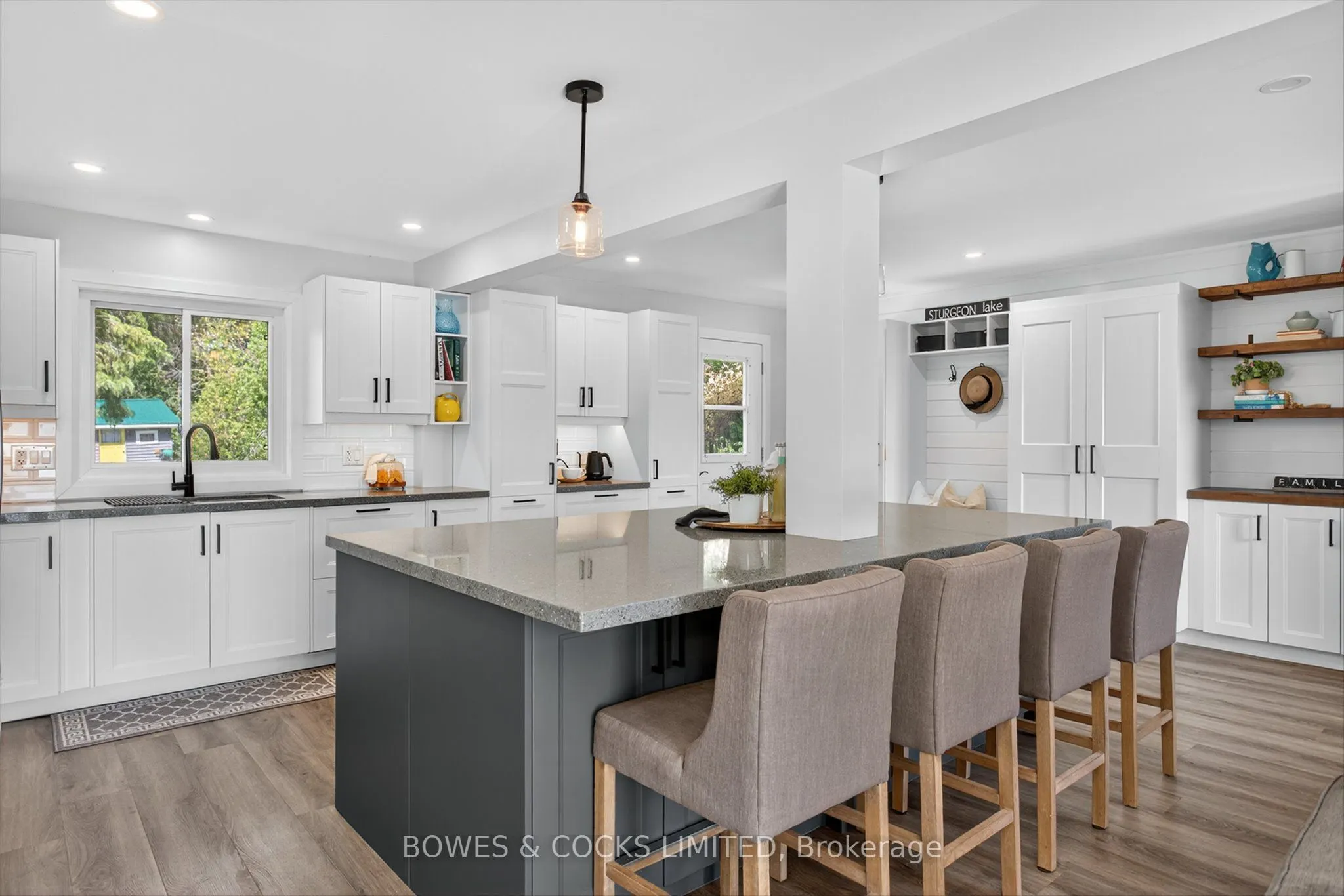 32 Sturgeon Glen Road