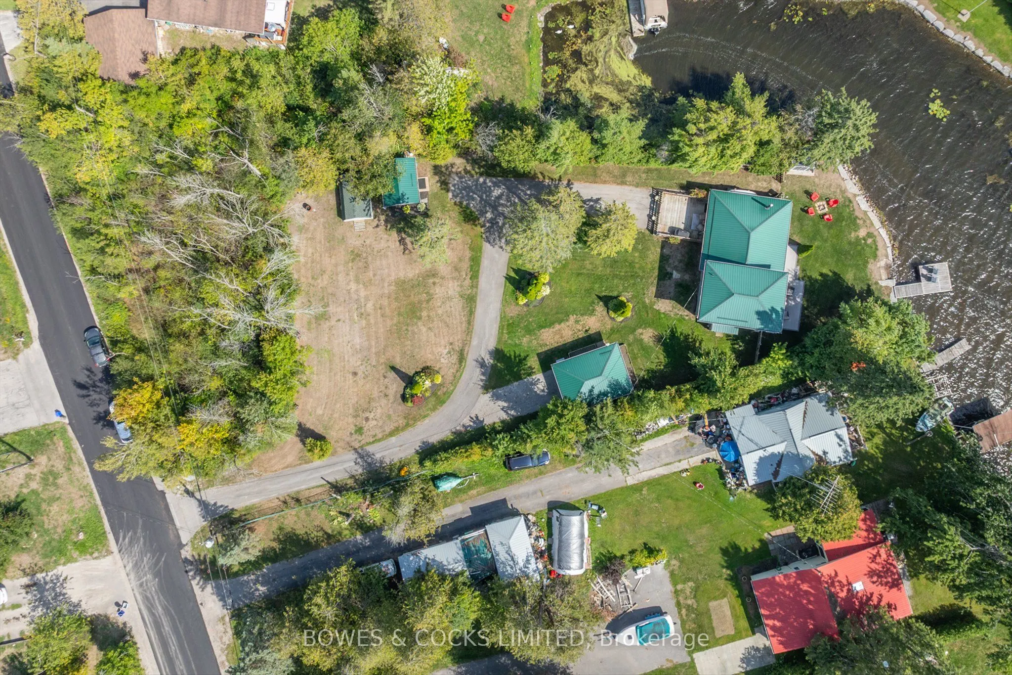32 Sturgeon Glen Road
