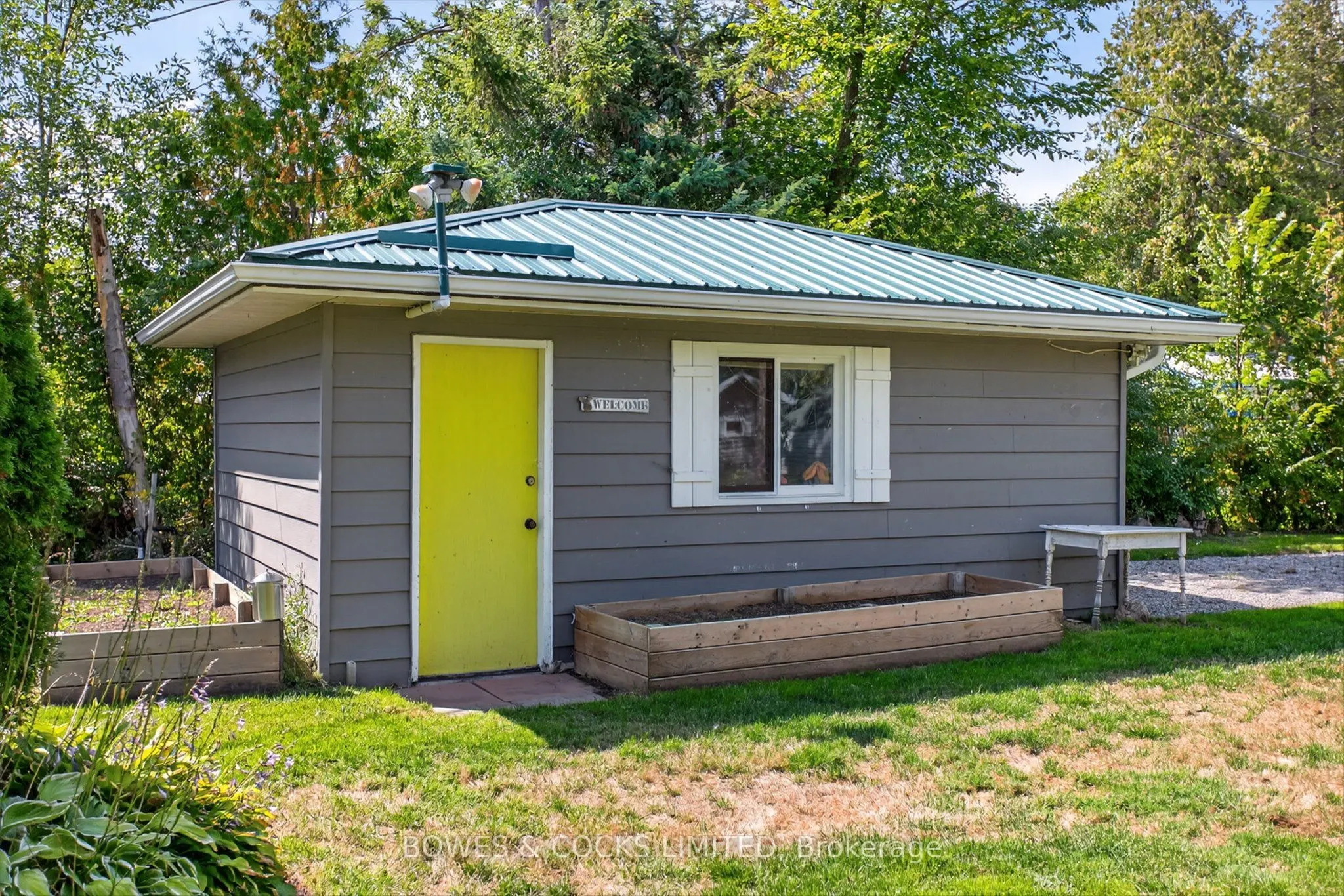 32 Sturgeon Glen Road