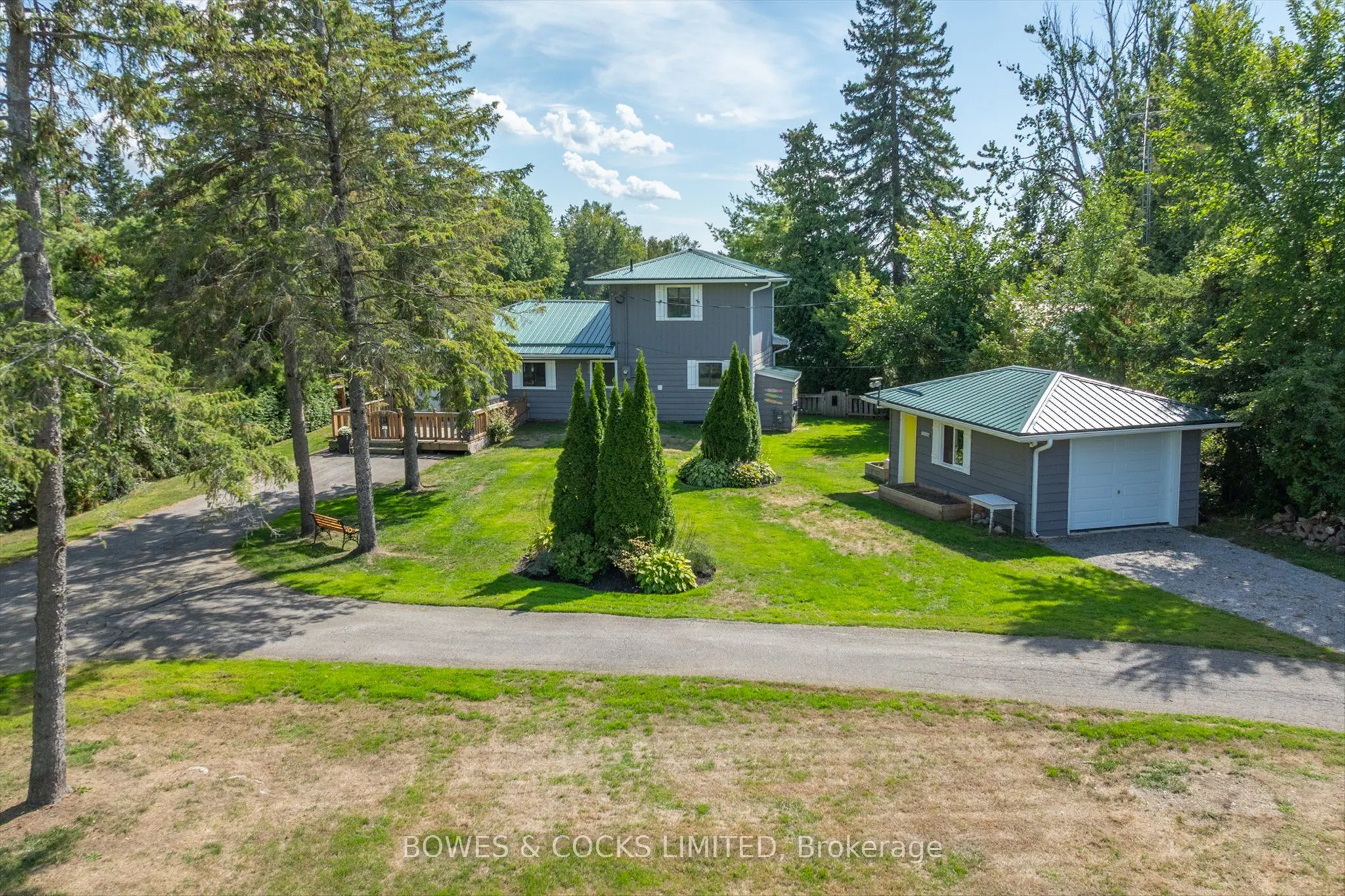 32 Sturgeon Glen Road