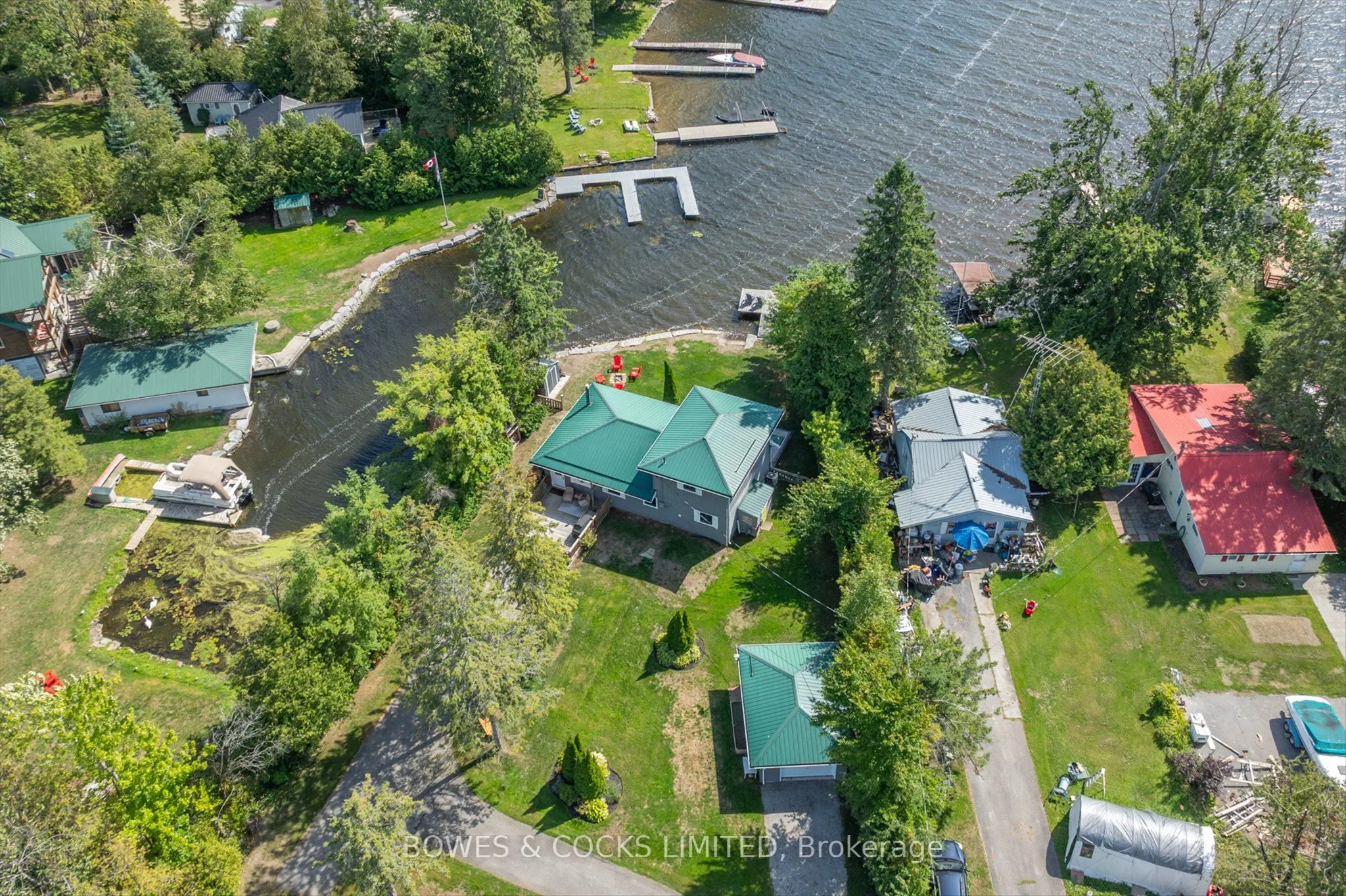 32 Sturgeon Glen Road