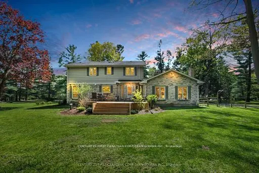 2 Lansdowne Park Crescent
