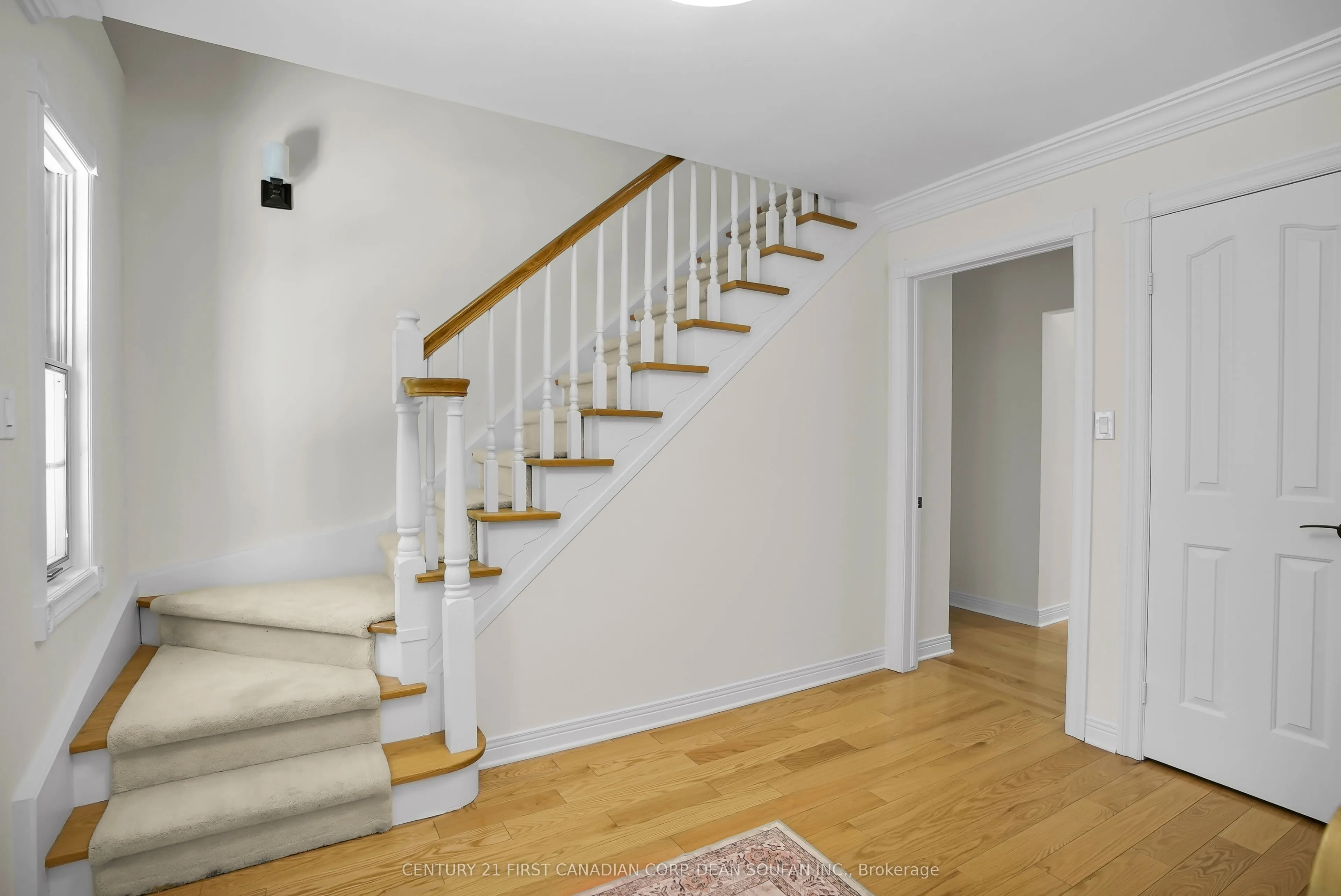 2 Lansdowne Park Crescent