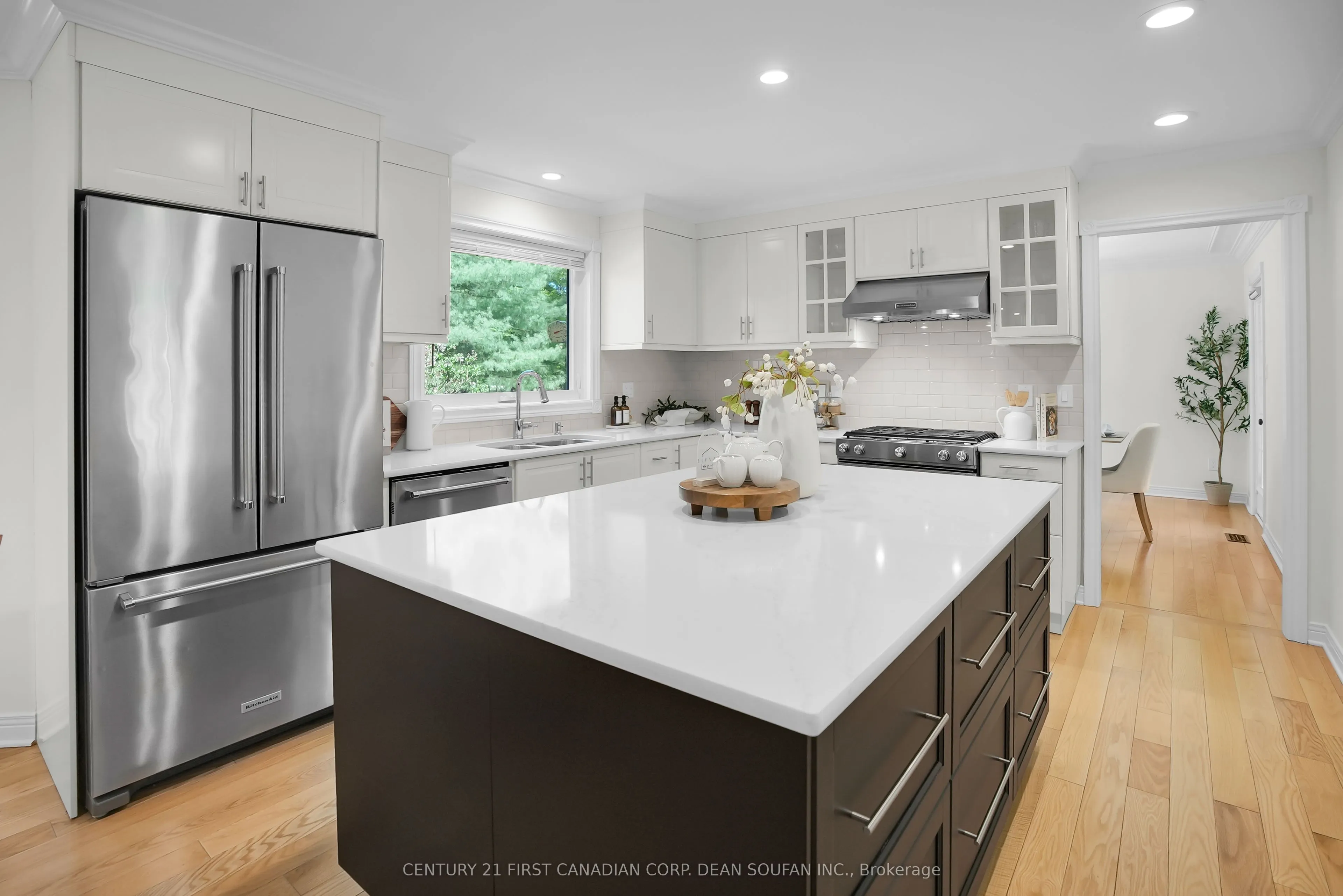 2 Lansdowne Park Crescent