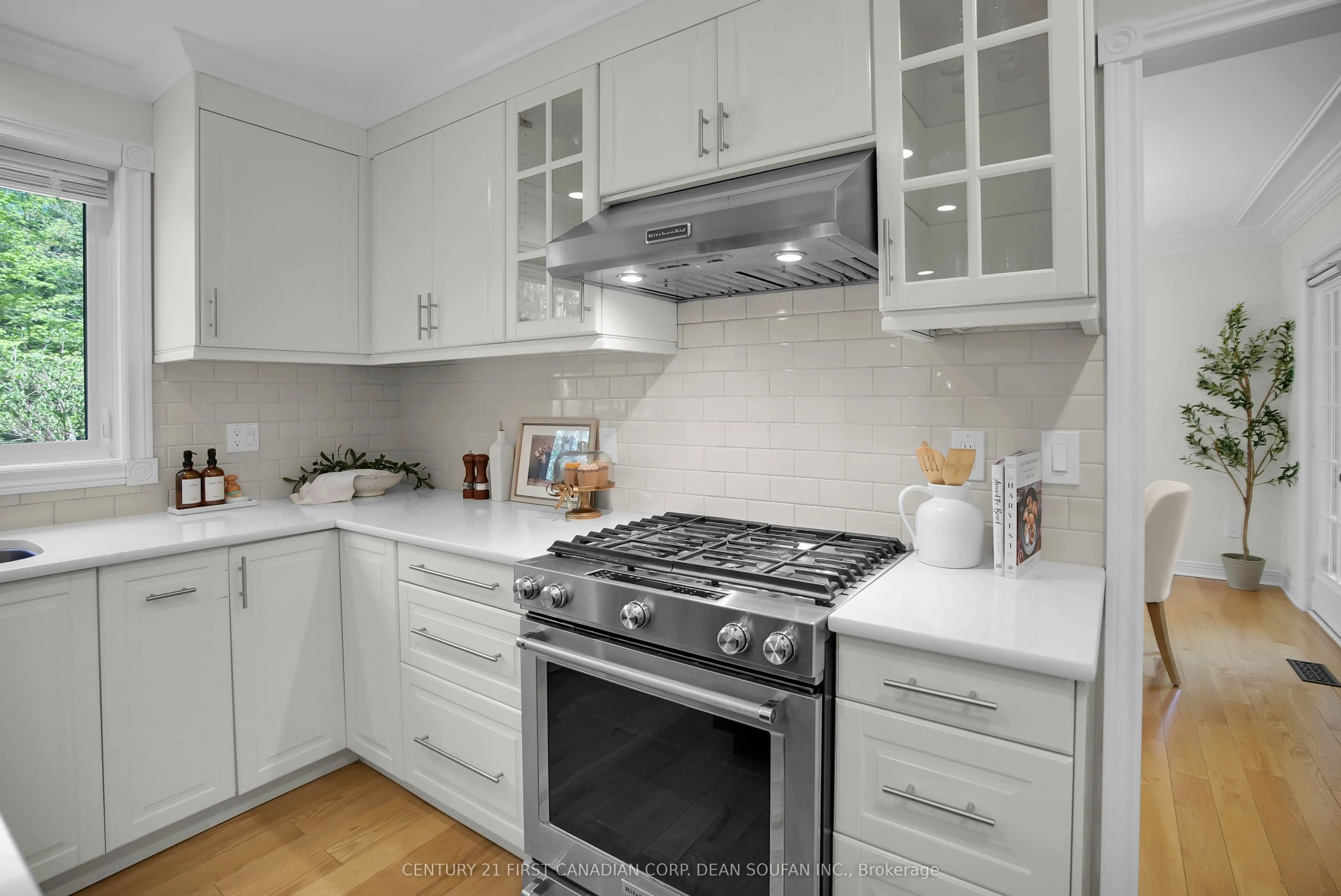 2 Lansdowne Park Crescent