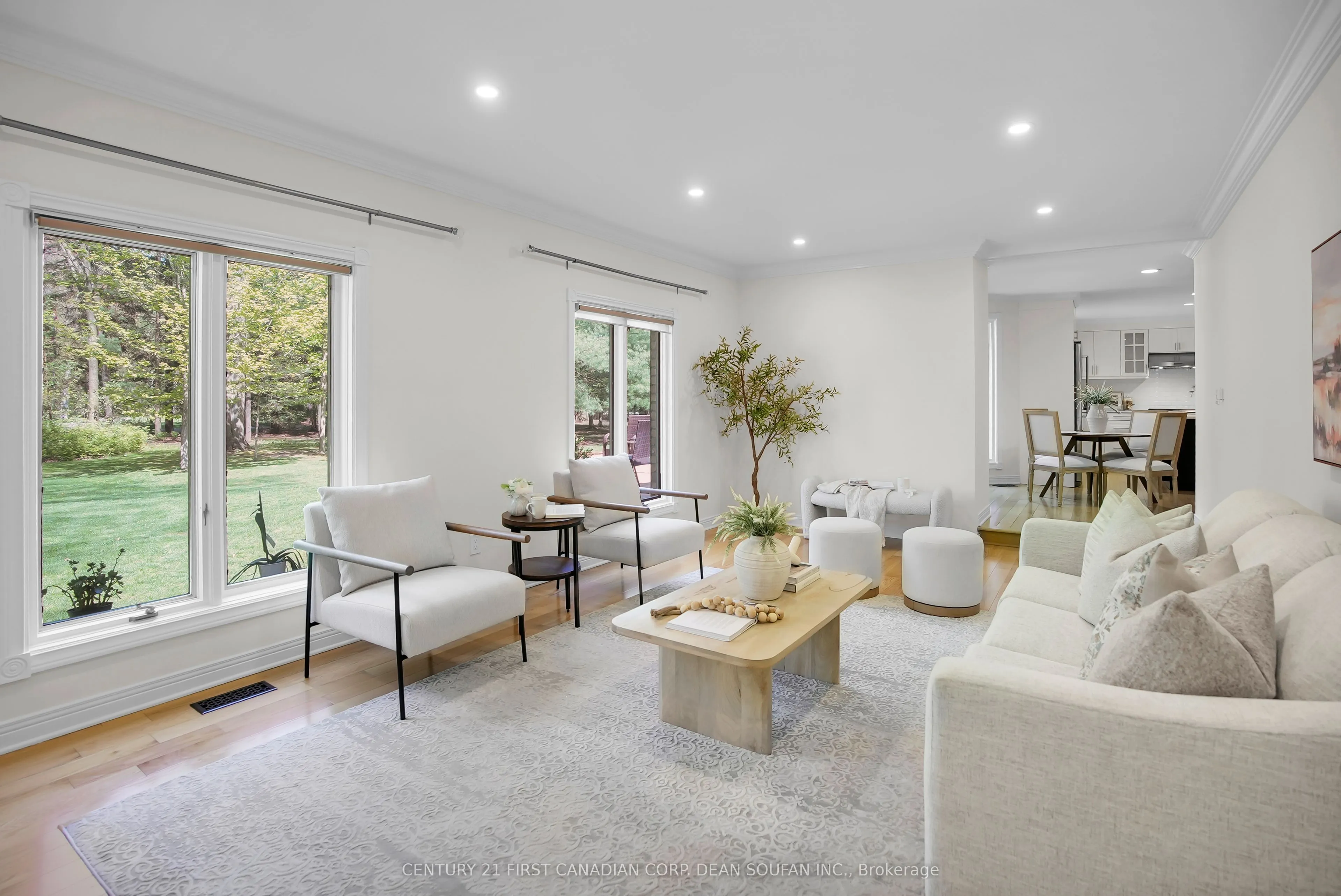 2 Lansdowne Park Crescent