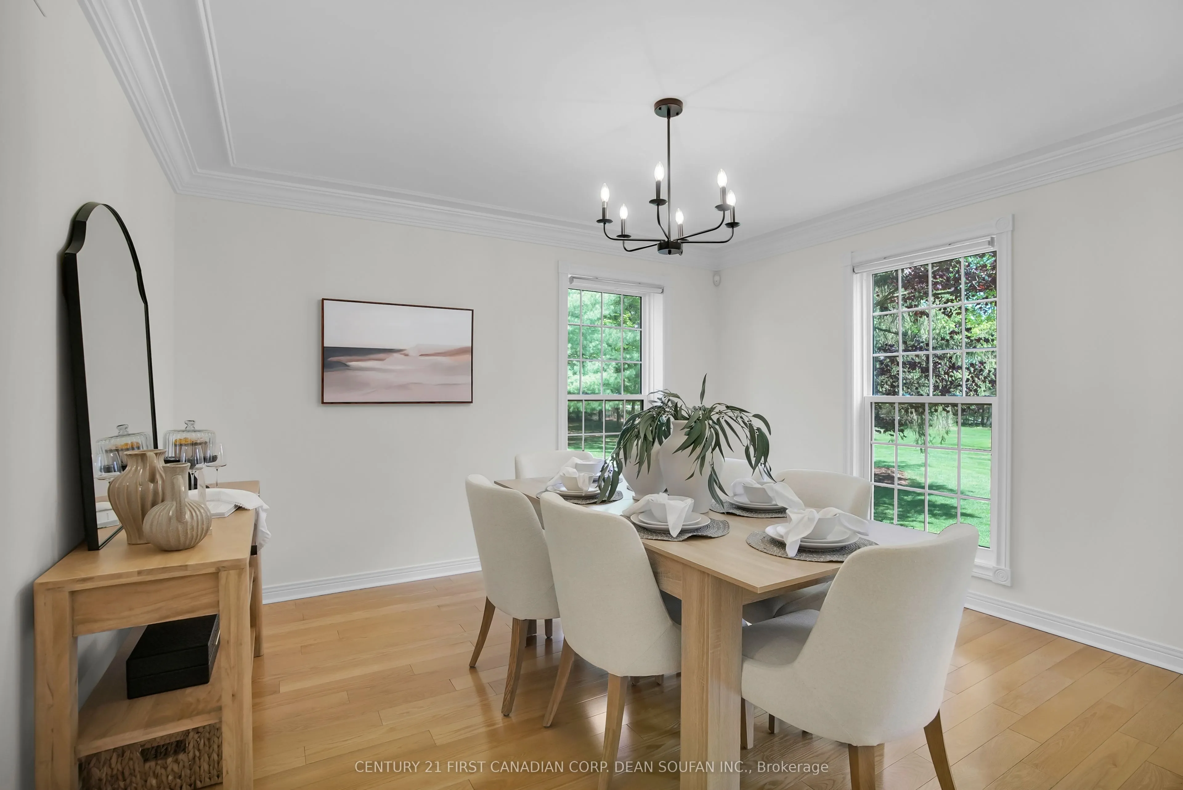 2 Lansdowne Park Crescent