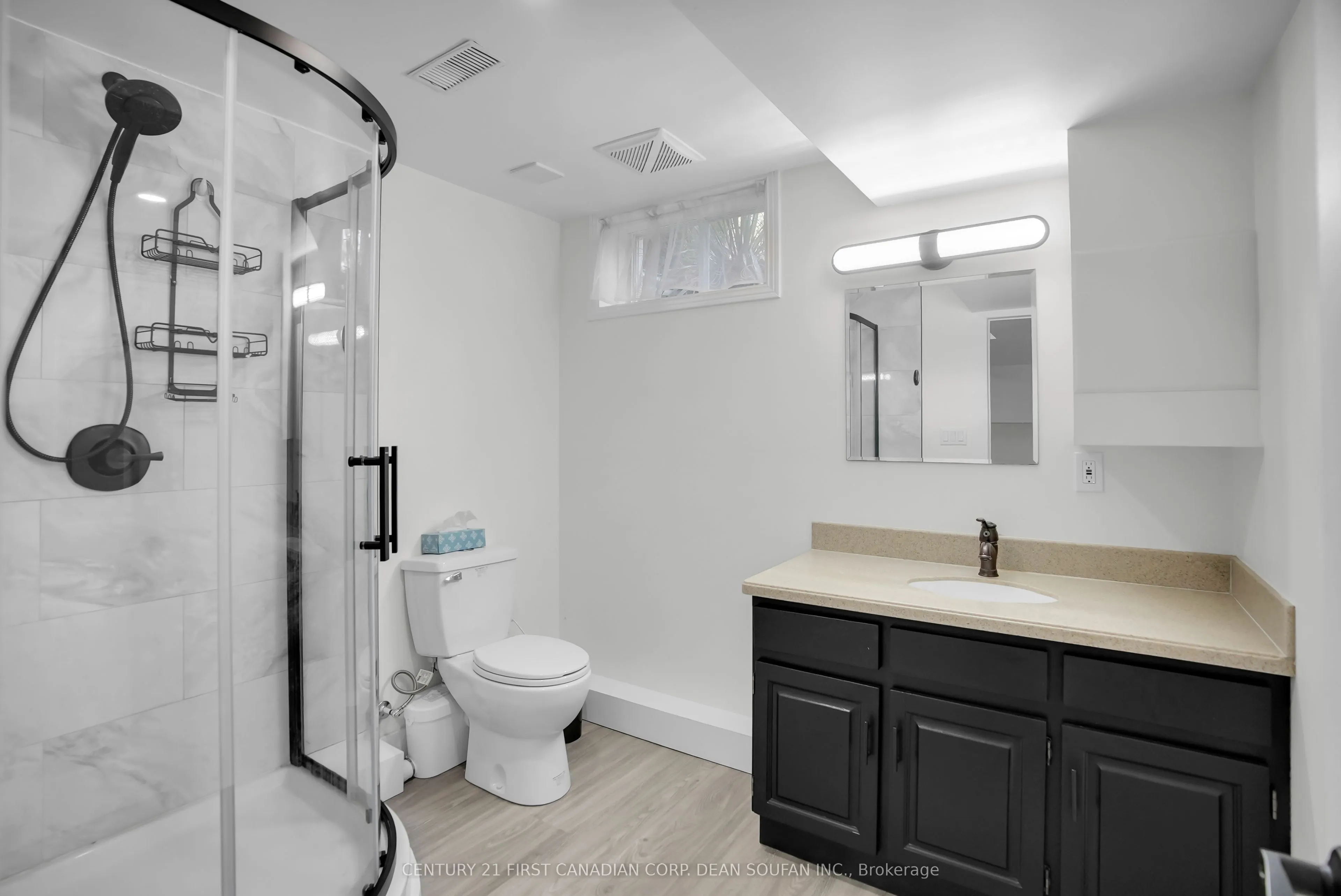2 Lansdowne Park Crescent
