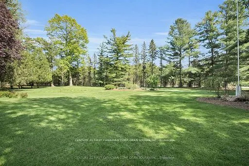 2 Lansdowne Park Crescent