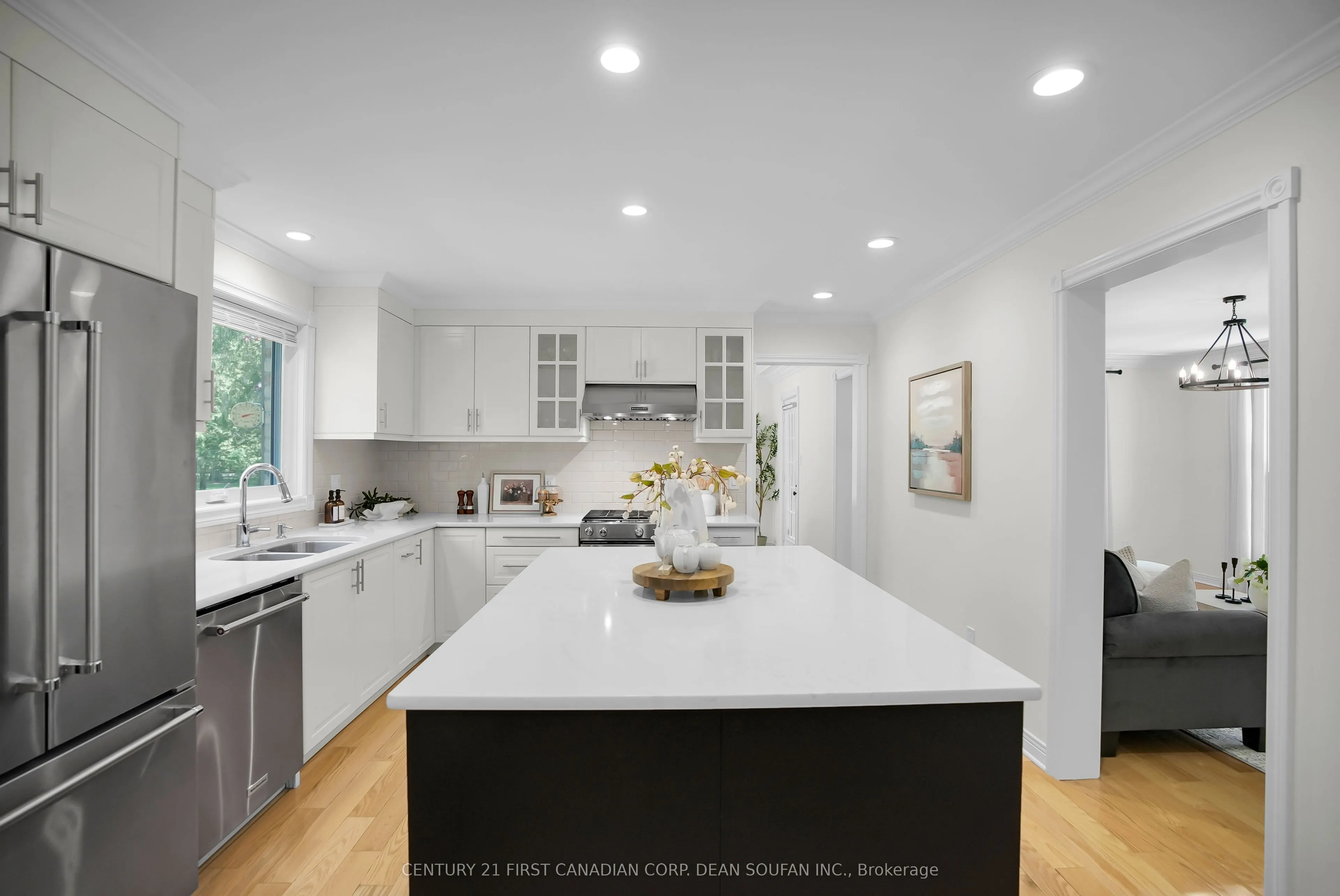 2 Lansdowne Park Crescent