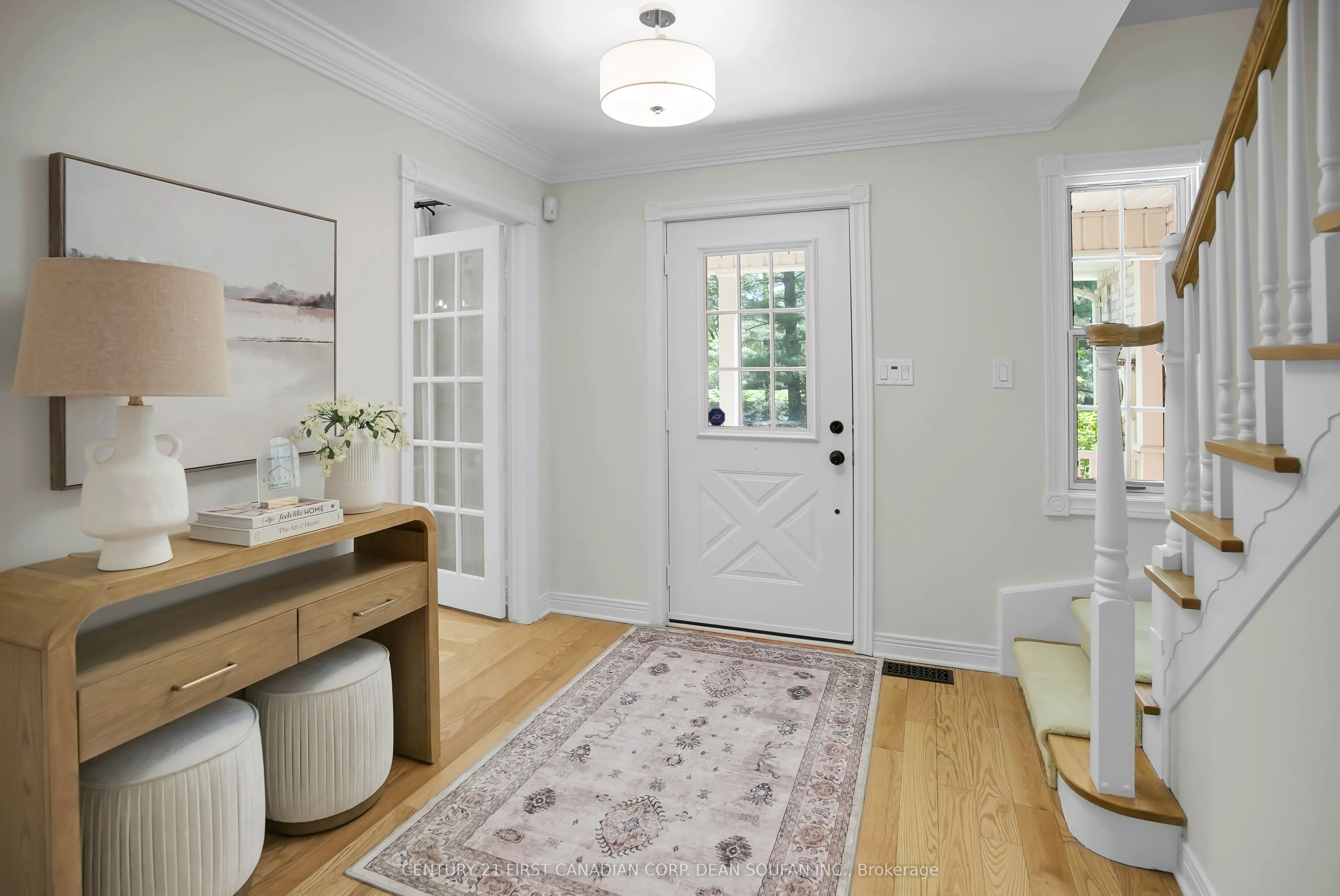 2 Lansdowne Park Crescent
