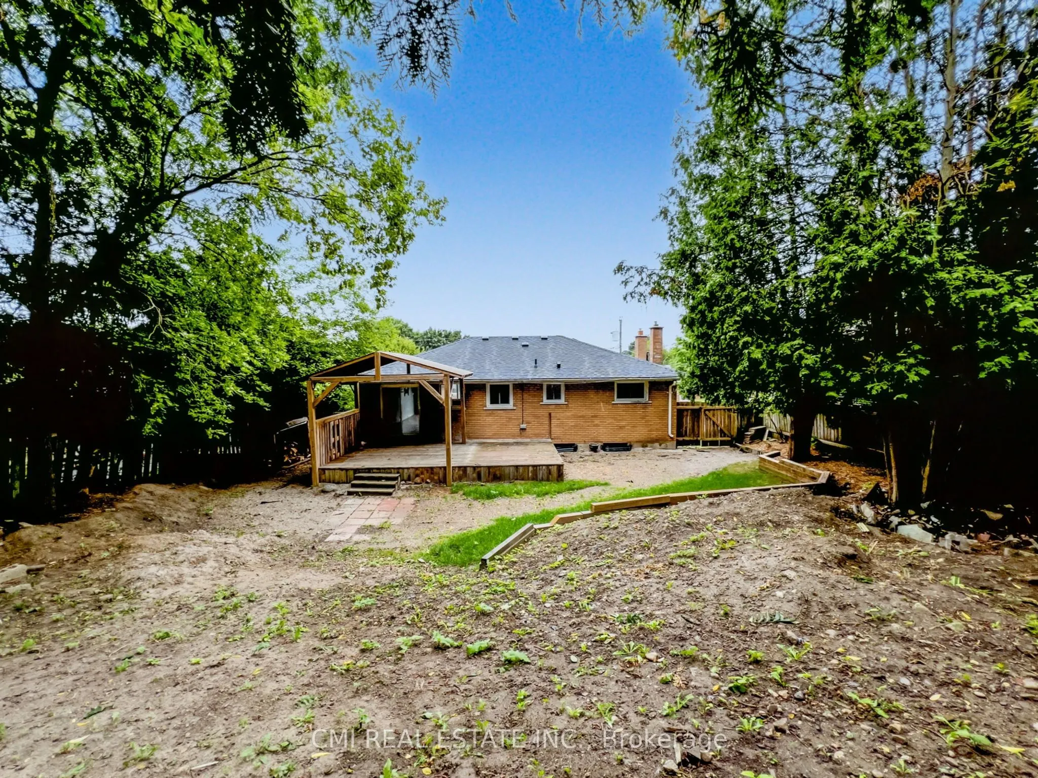 66 Rosewood Avenue