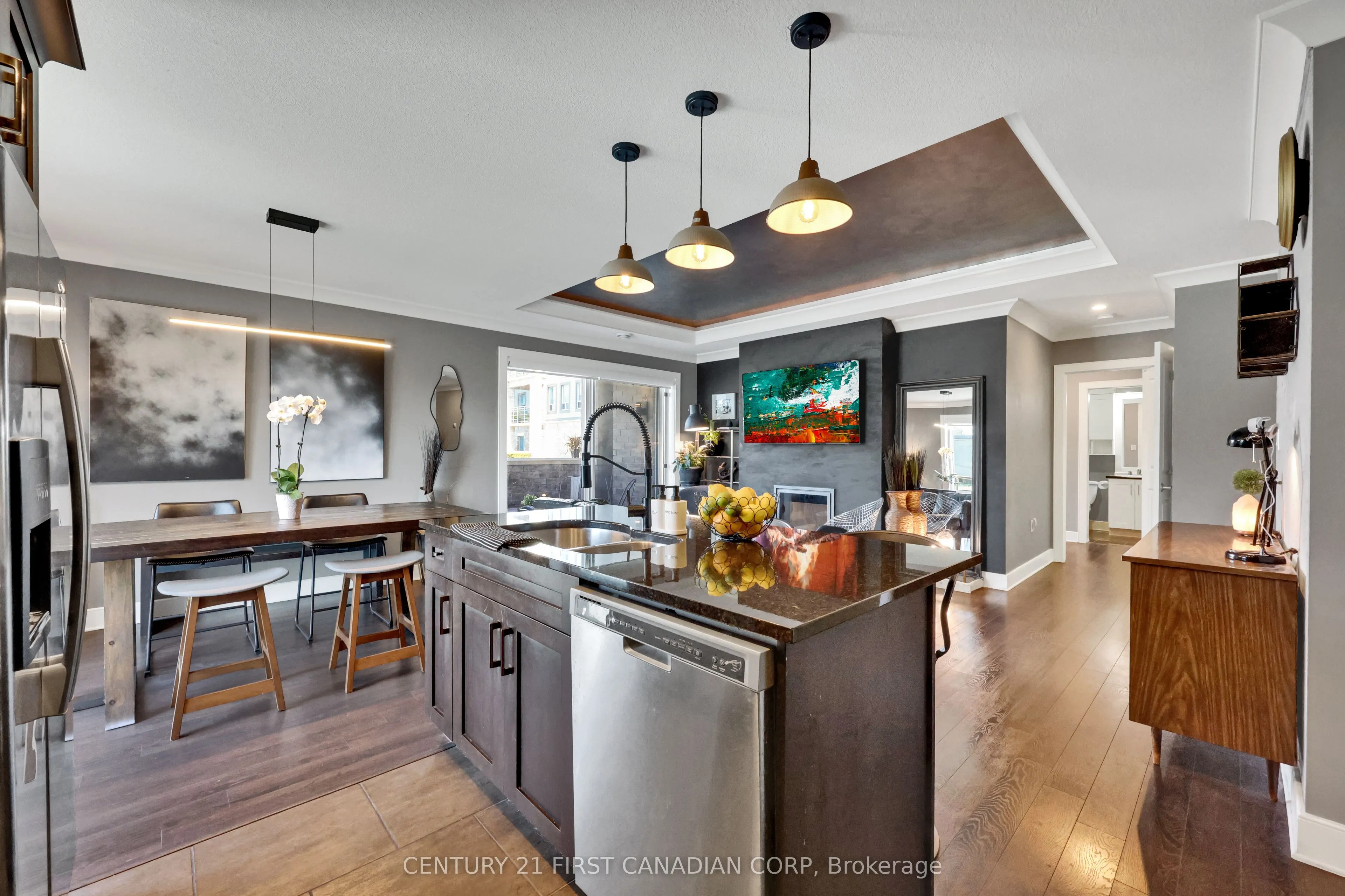 340 Sugarcreek Trail, #211