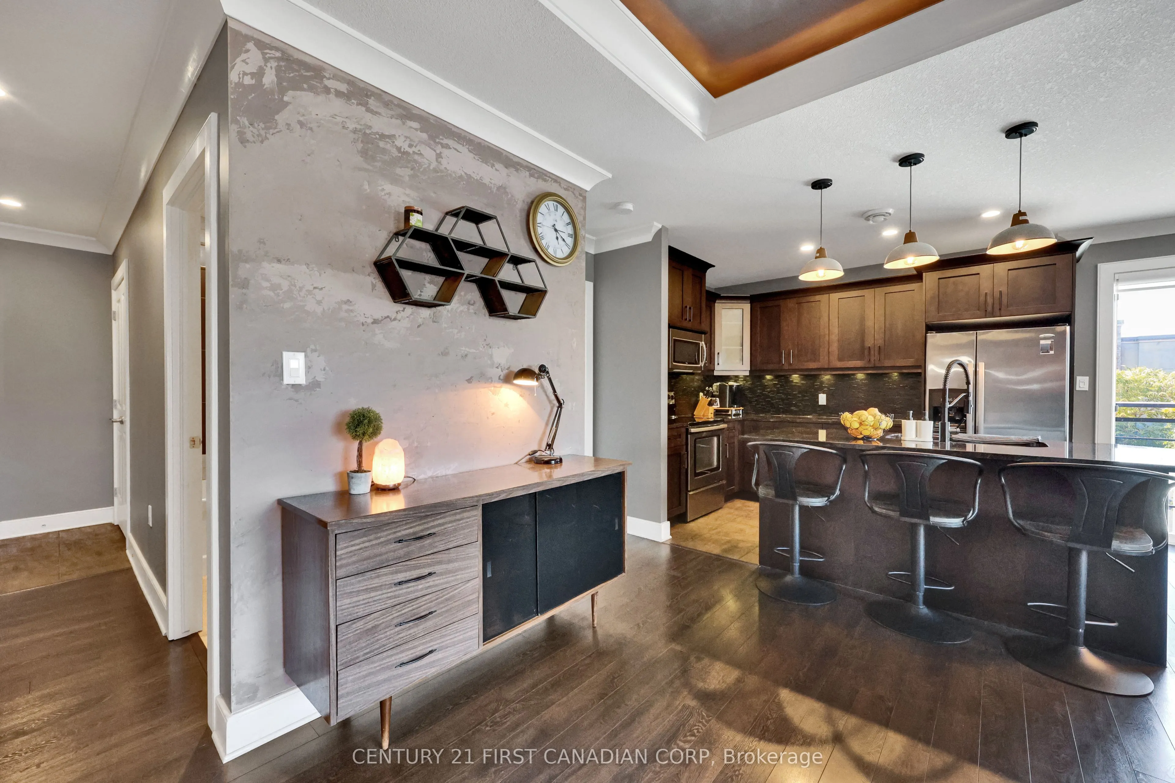 340 Sugarcreek Trail, #211