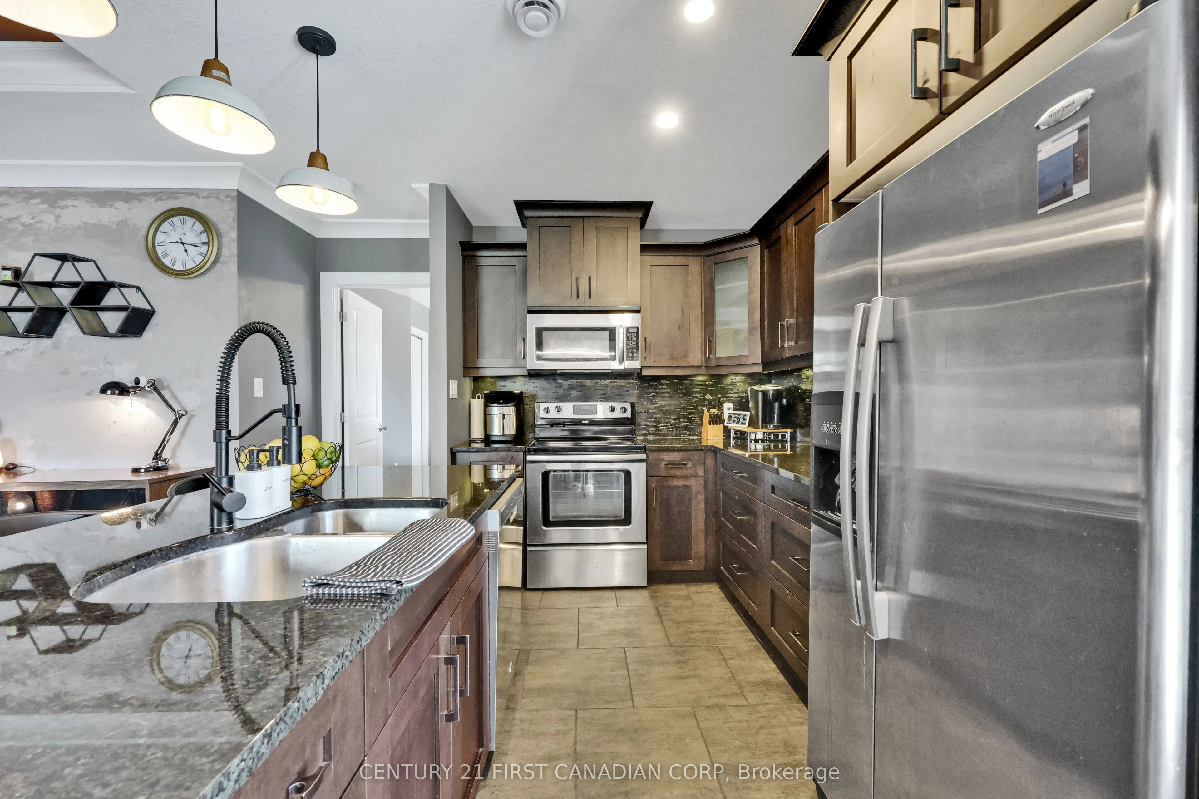 340 Sugarcreek Trail, #211