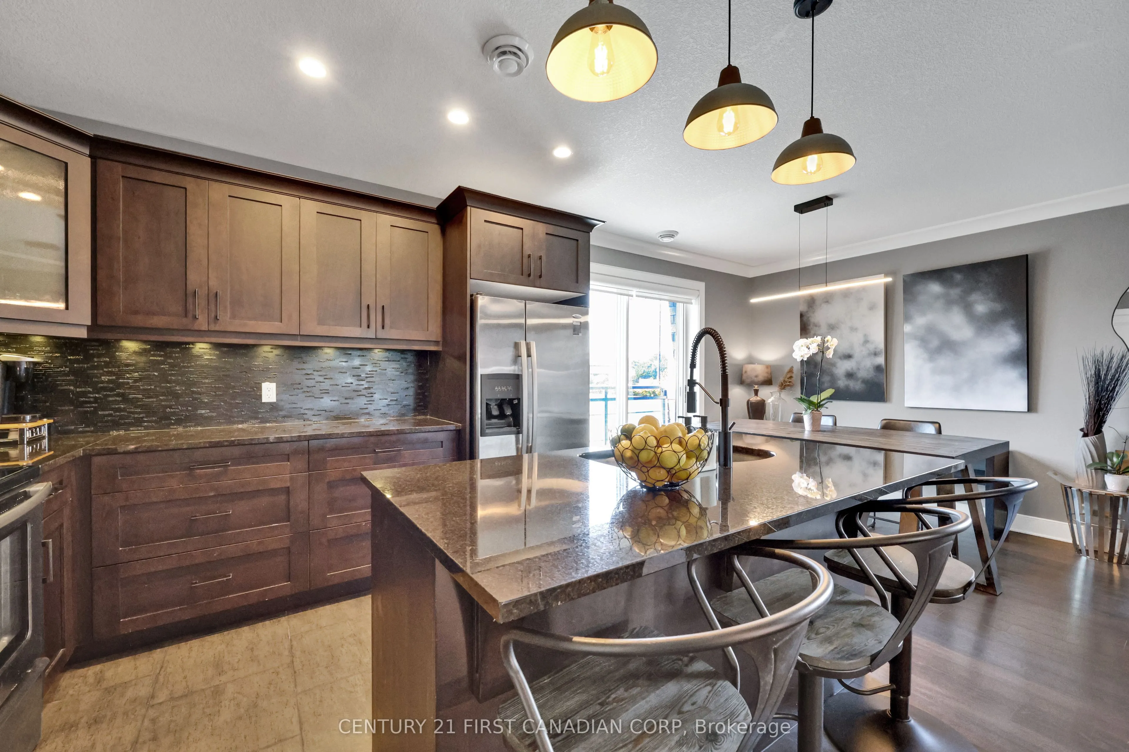 340 Sugarcreek Trail, #211