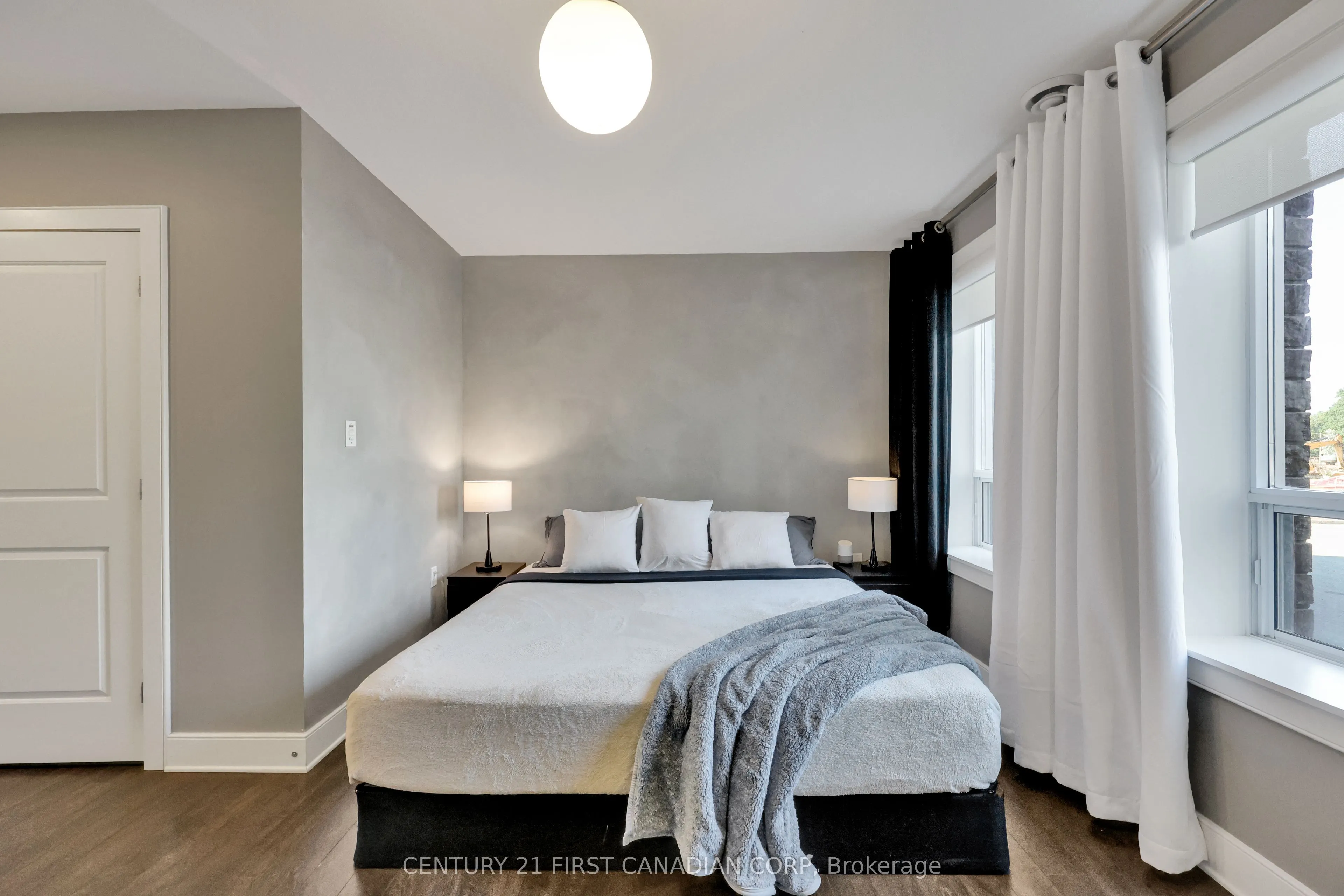 340 Sugarcreek Trail, #211