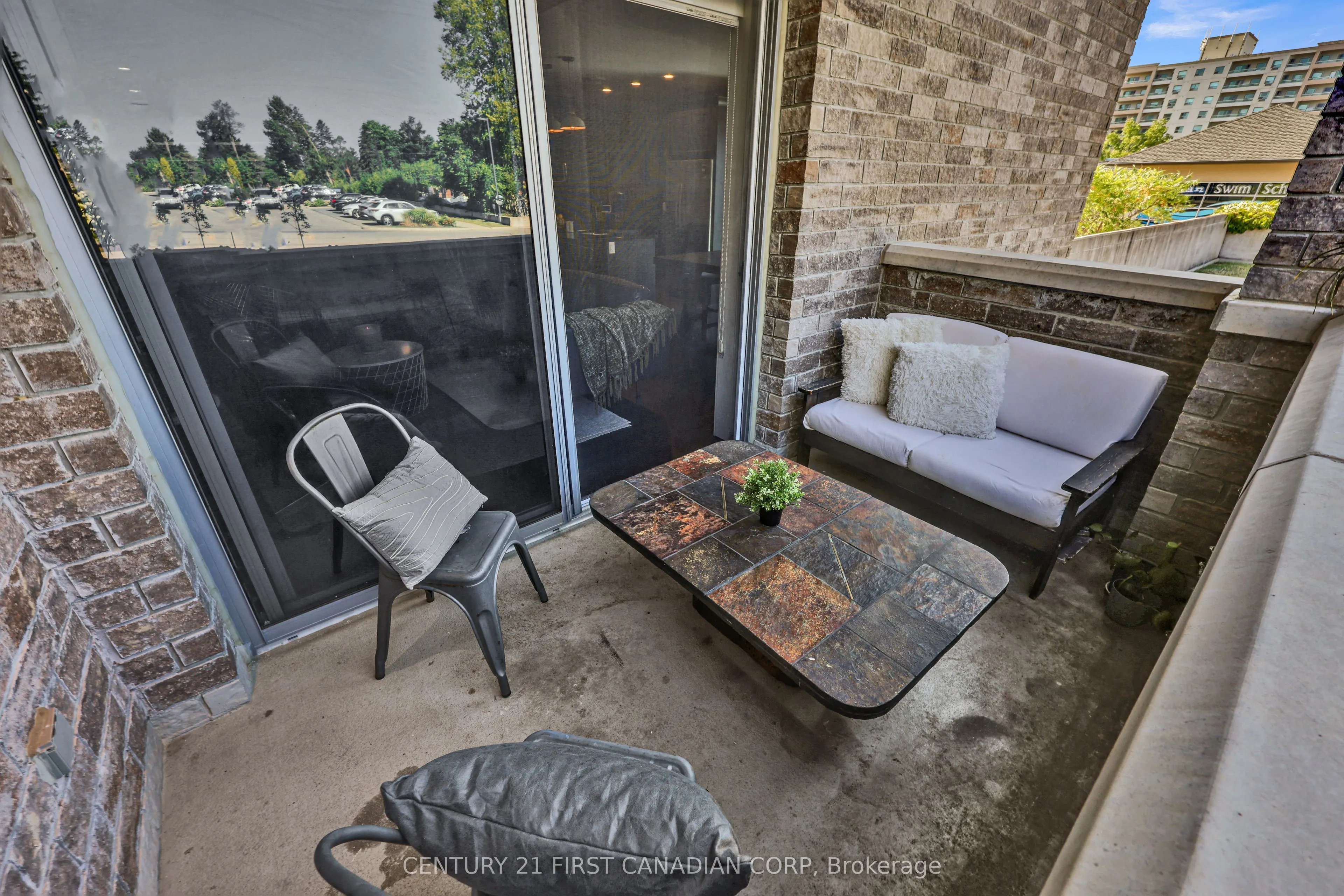 340 Sugarcreek Trail, #211