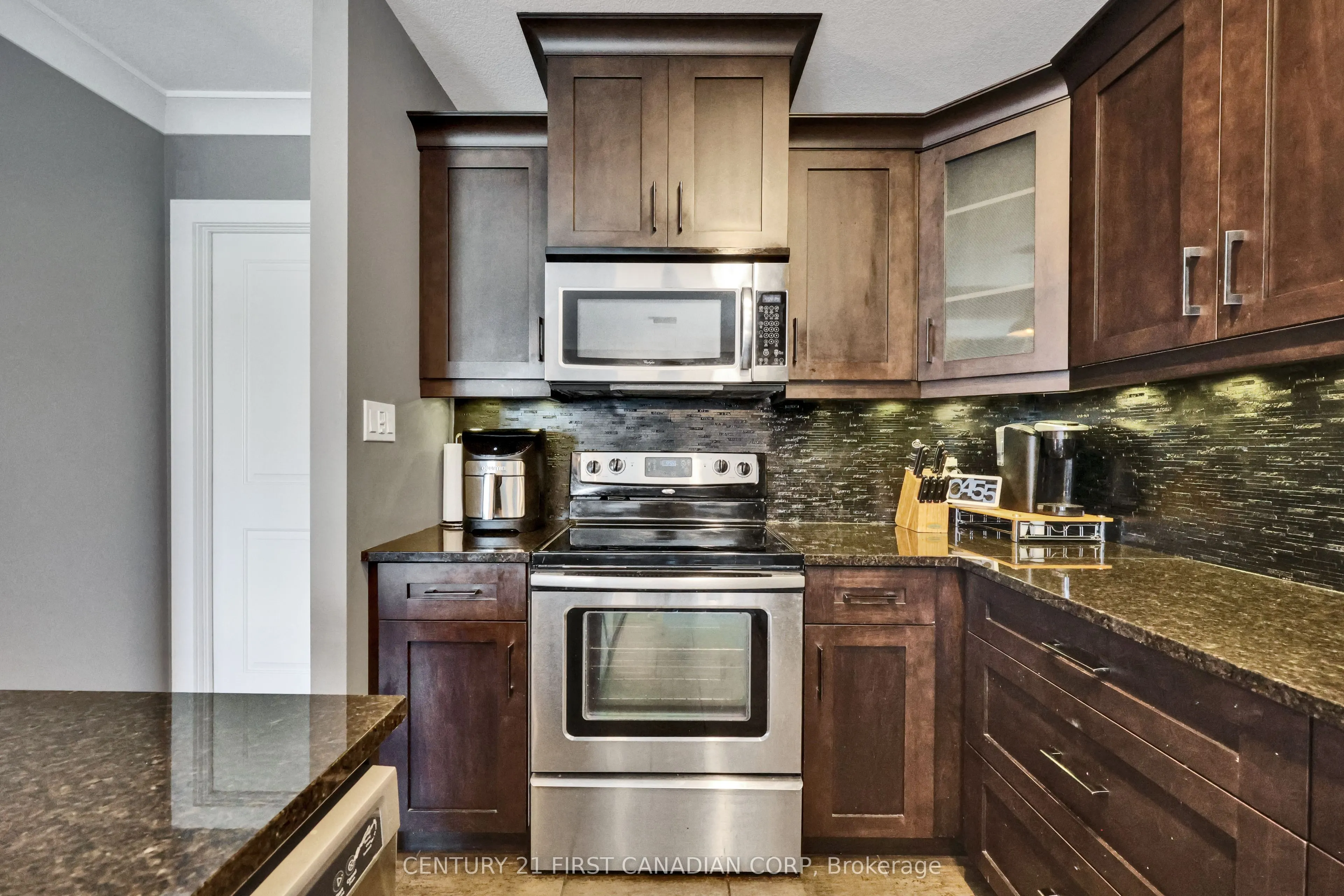 340 Sugarcreek Trail, #211