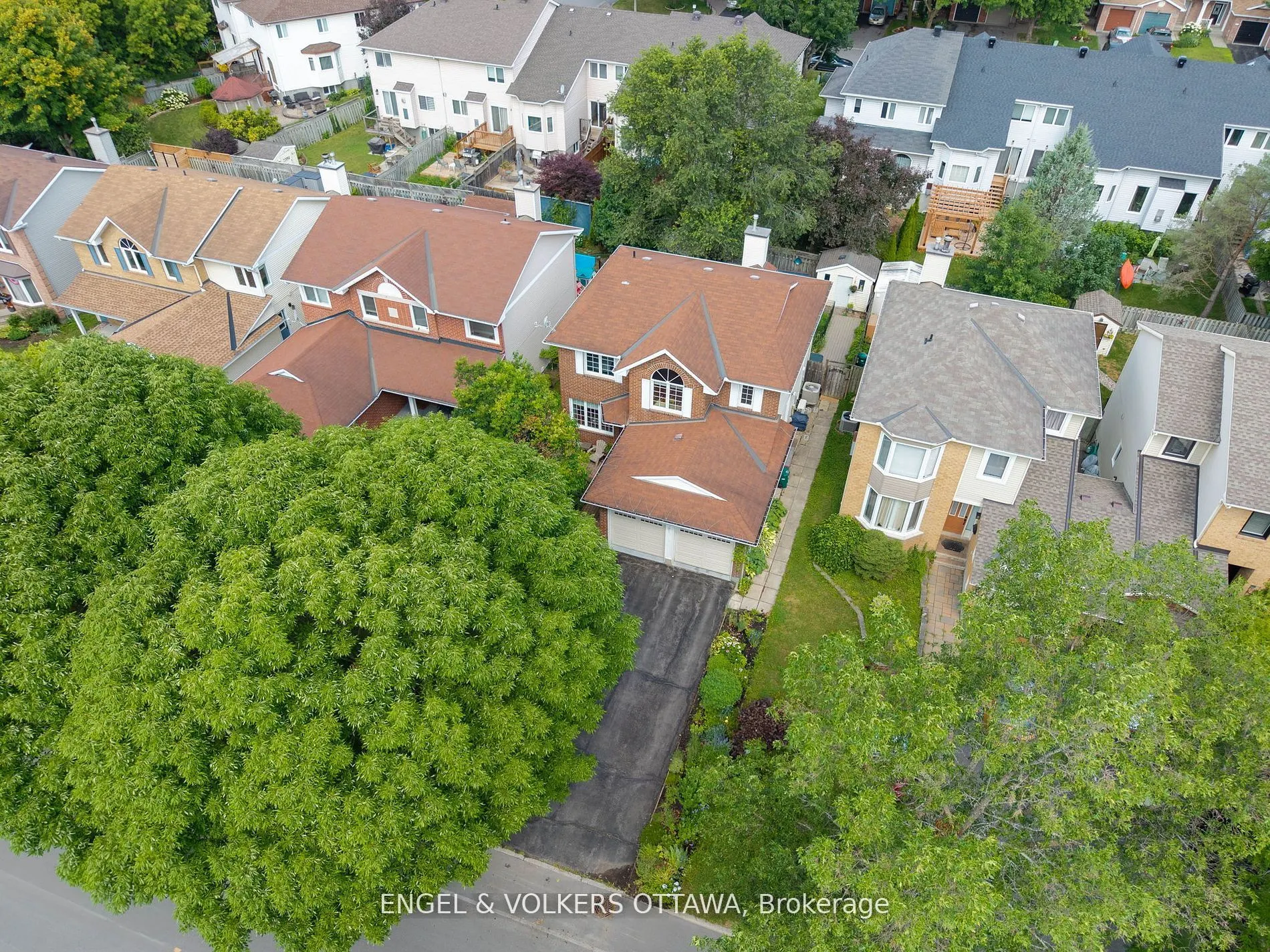51 Emerald Meadows Drive