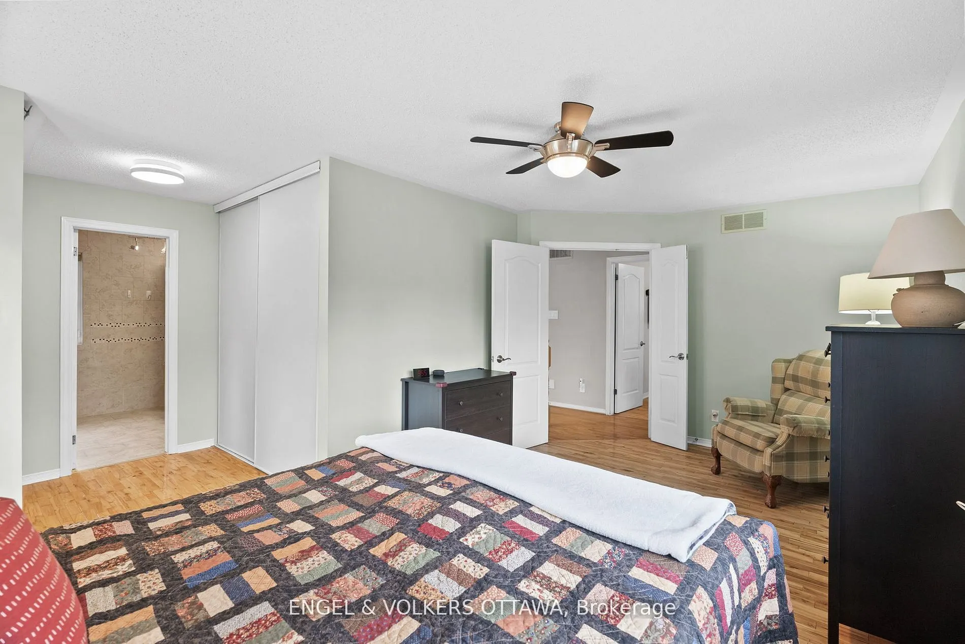 51 Emerald Meadows Drive