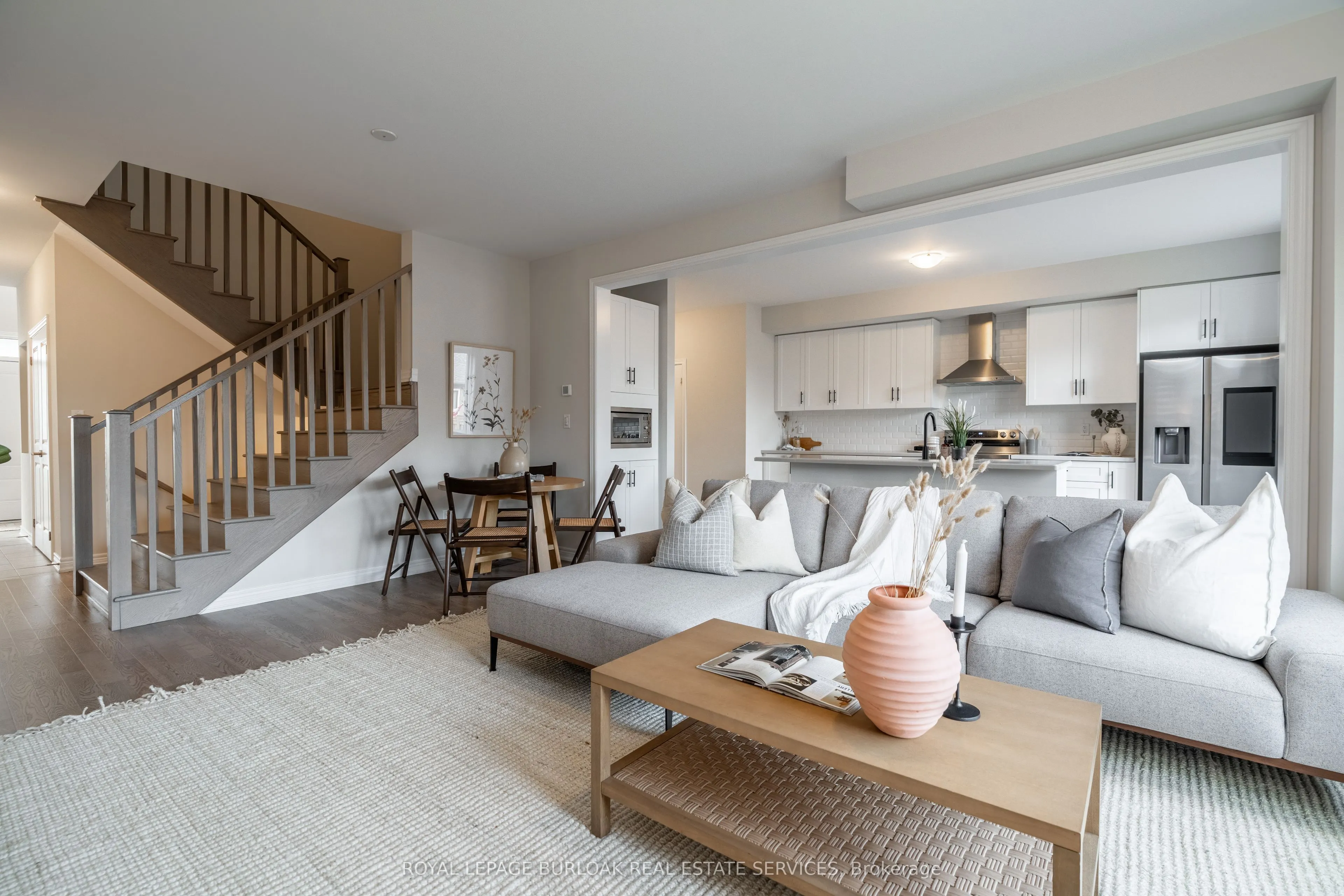 127 Starfire Crescent