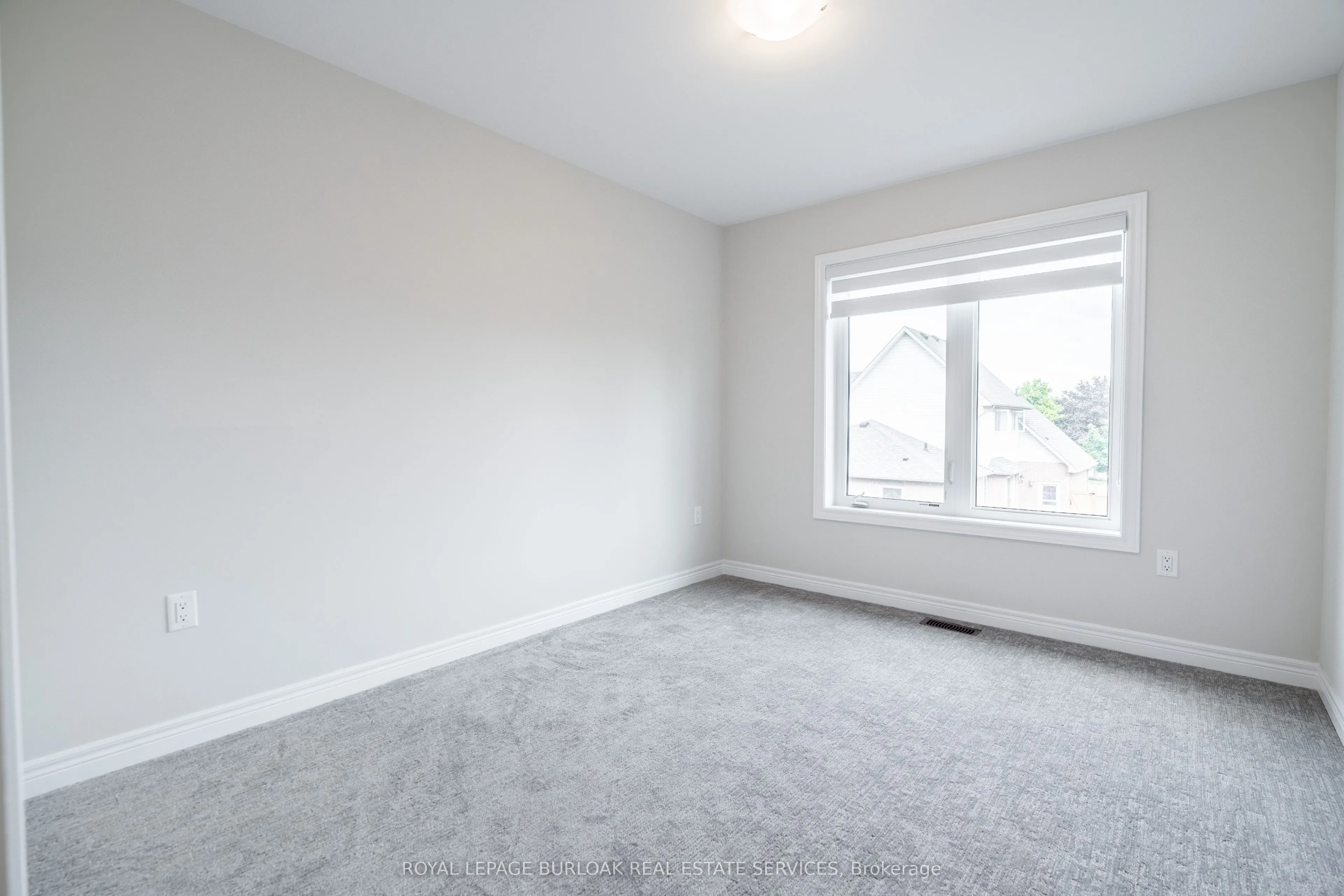127 Starfire Crescent