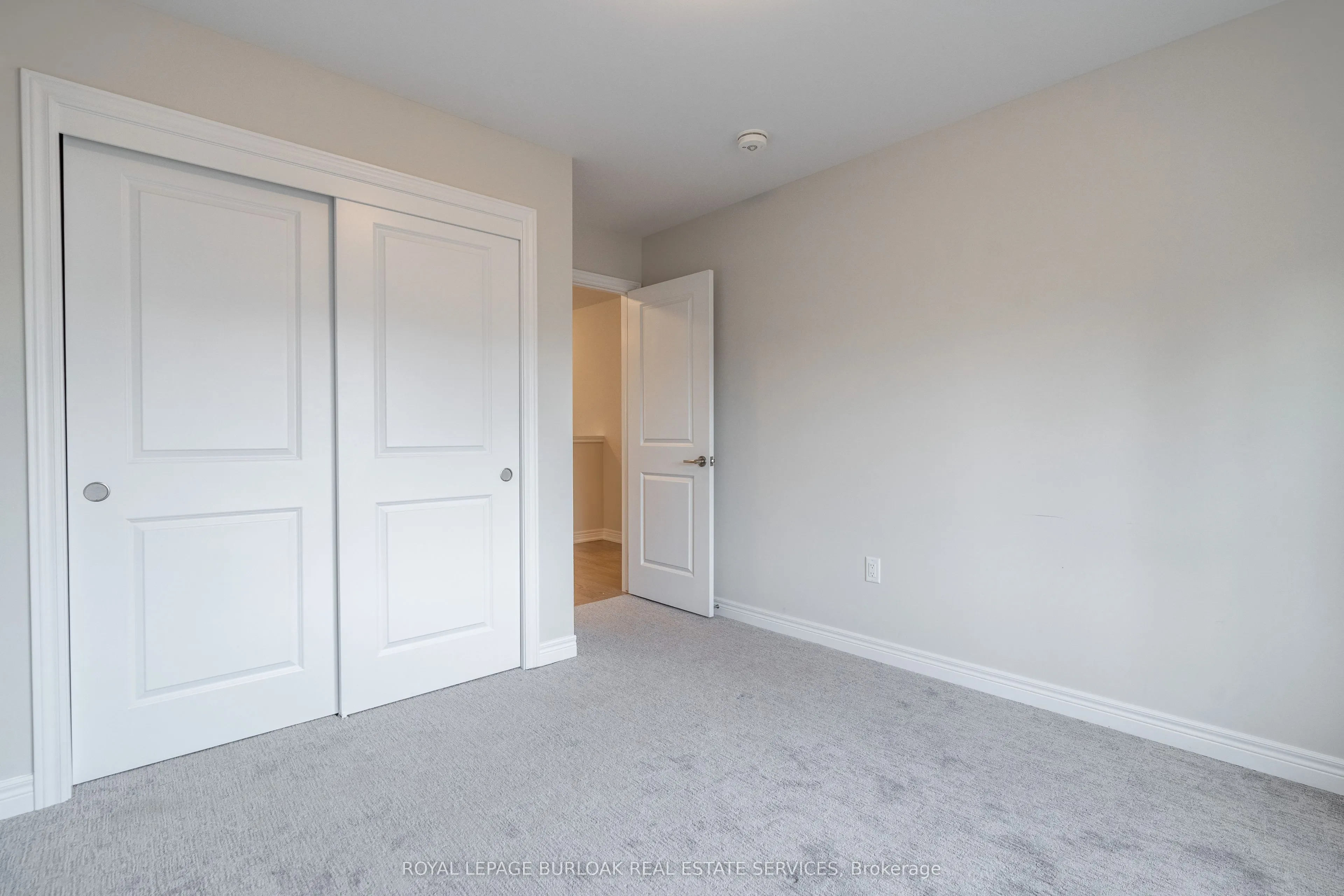 127 Starfire Crescent
