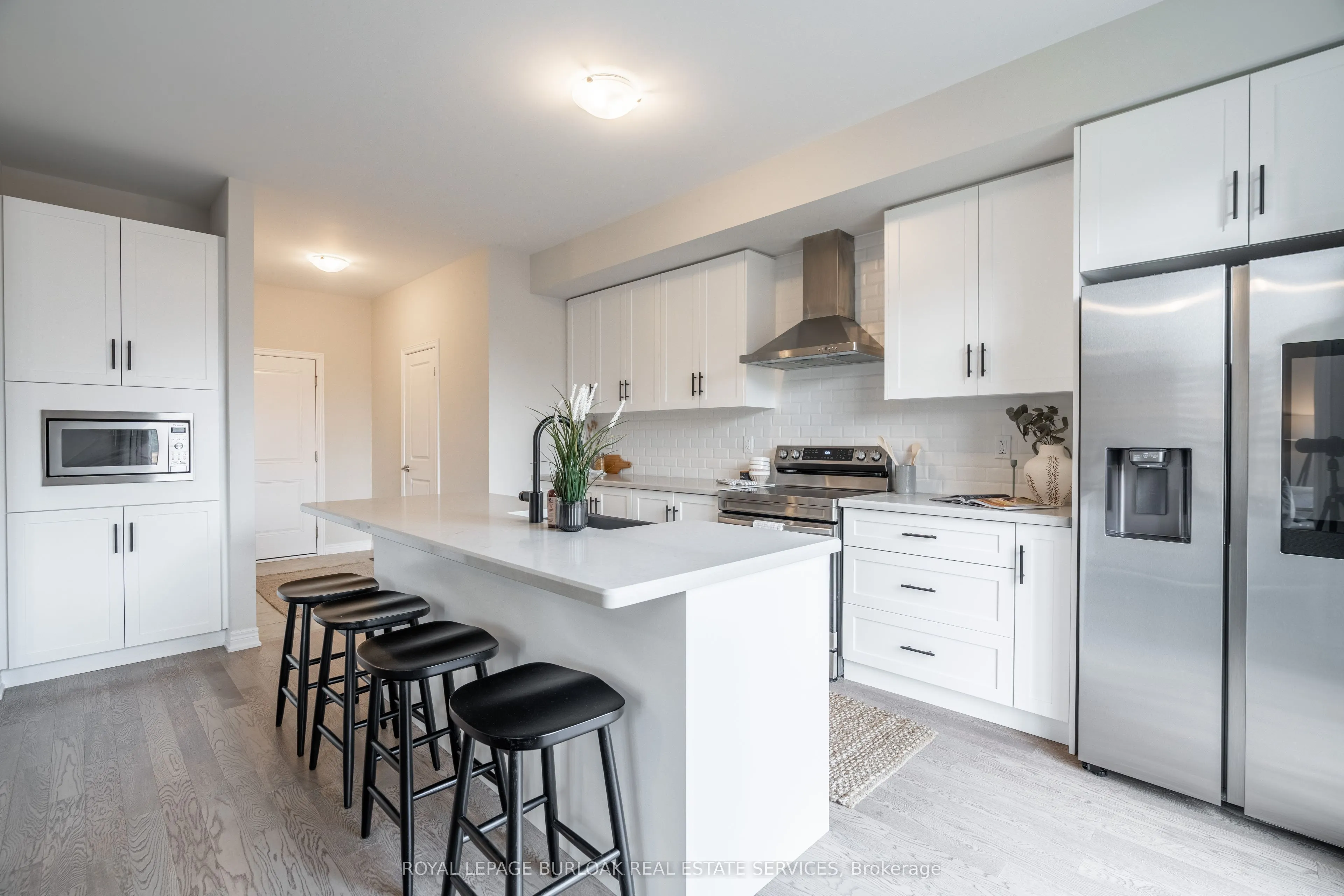 127 Starfire Crescent