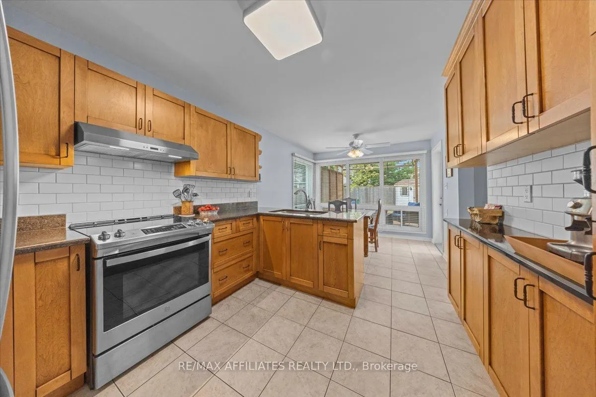 605 Falwyn Crescent