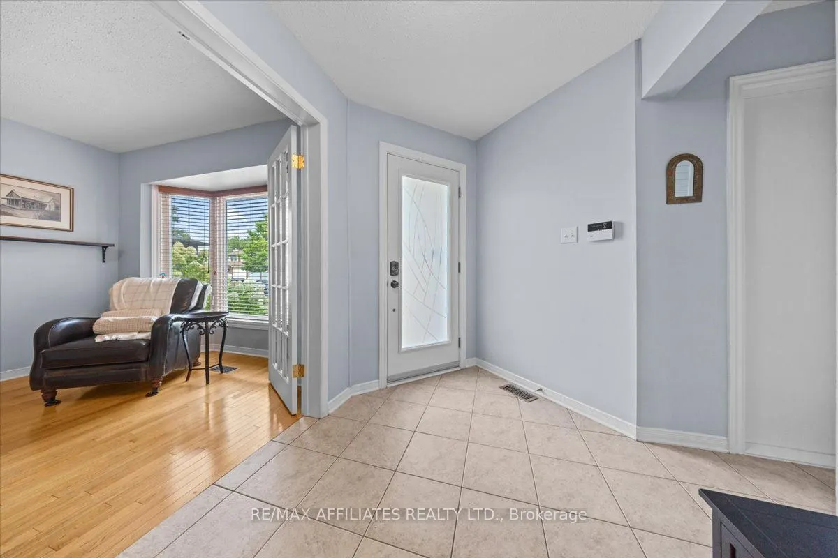 605 Falwyn Crescent