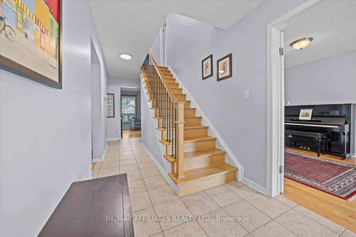 605 Falwyn Crescent