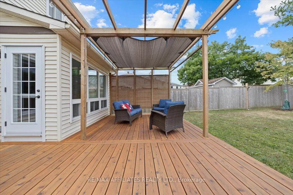 605 Falwyn Crescent
