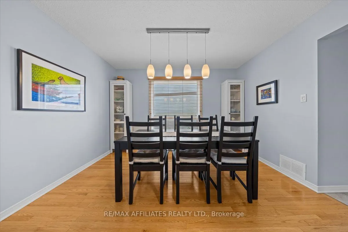 605 Falwyn Crescent